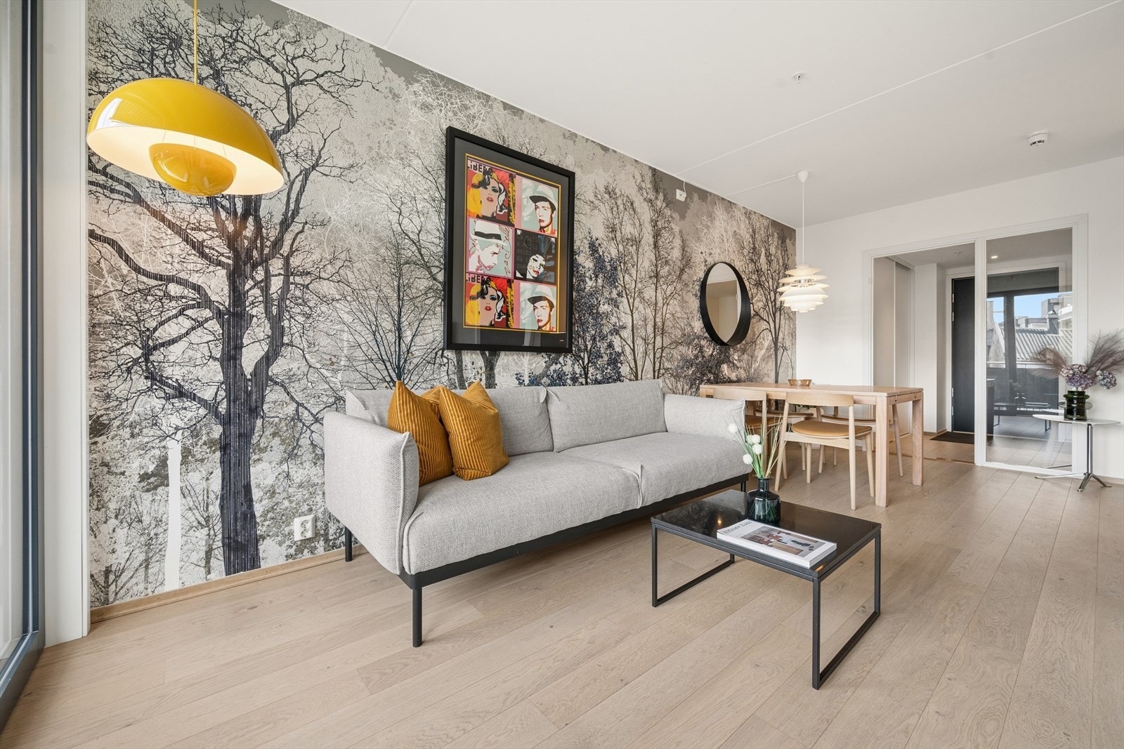 Gode møbleringsmuligheter i stuen. Galleribilde