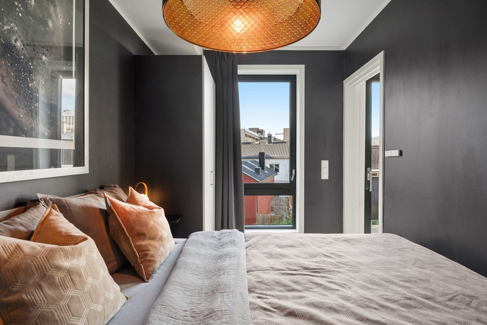 God plass til dobbeltseng. Galleribilde