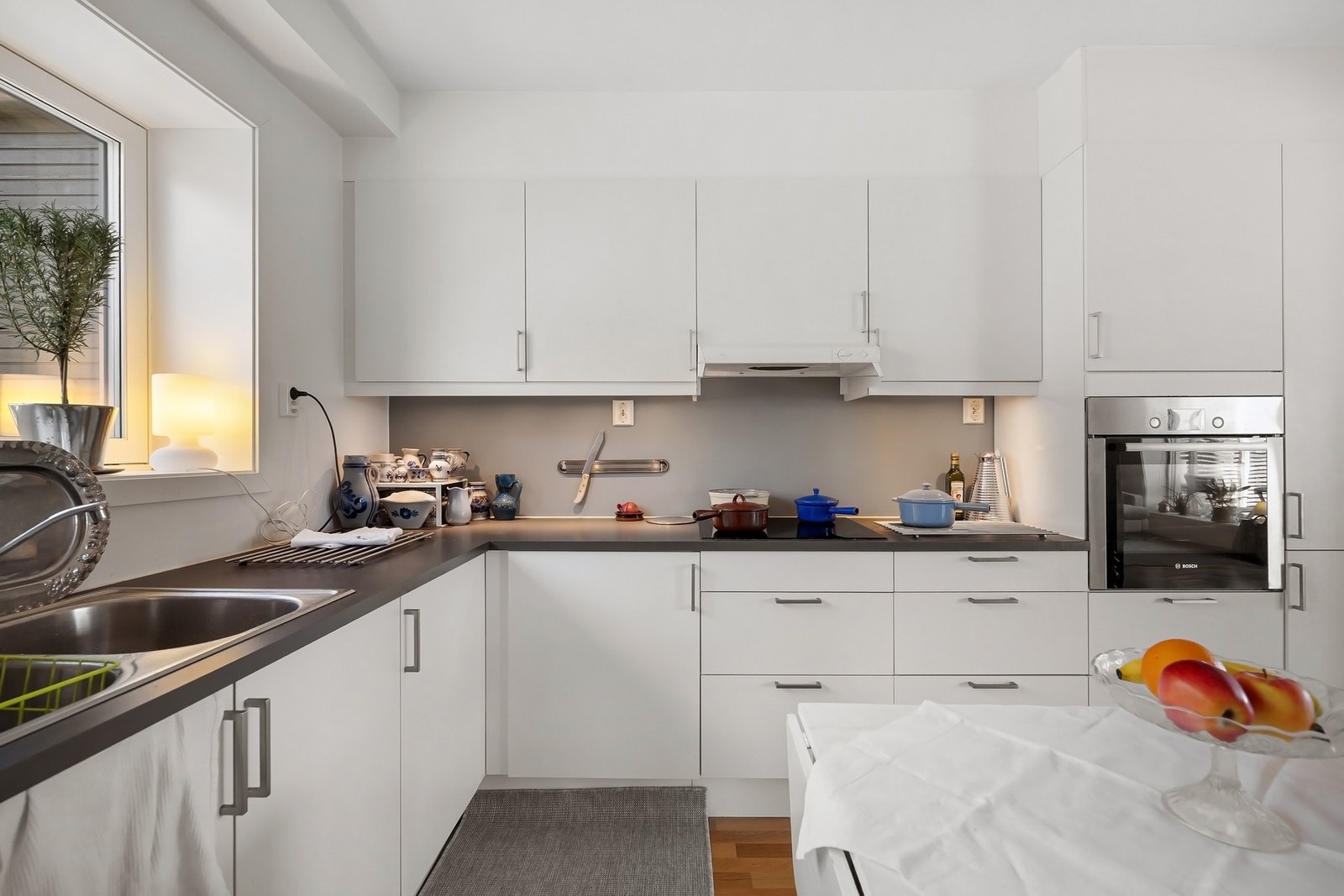 Kjøkken. Galleribilde