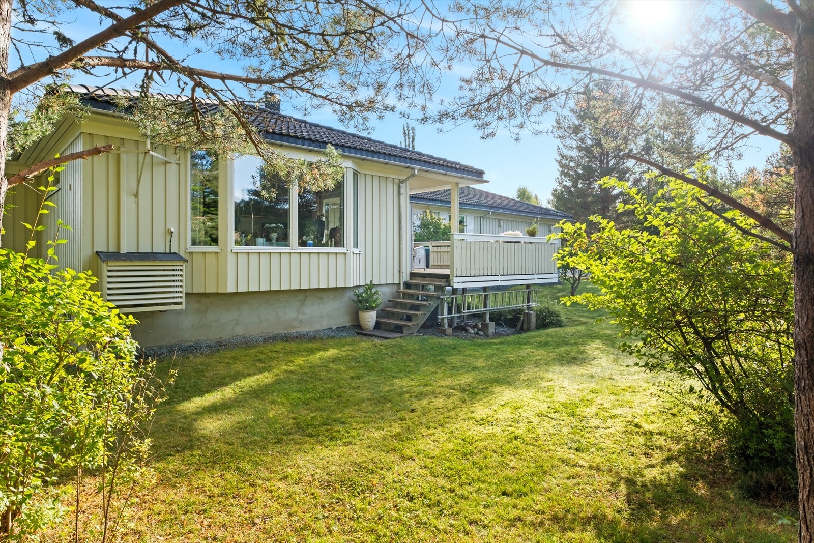 Øvrig areal i underetasjen byr på i overkant av 60 m² bodareal. Galleribilde