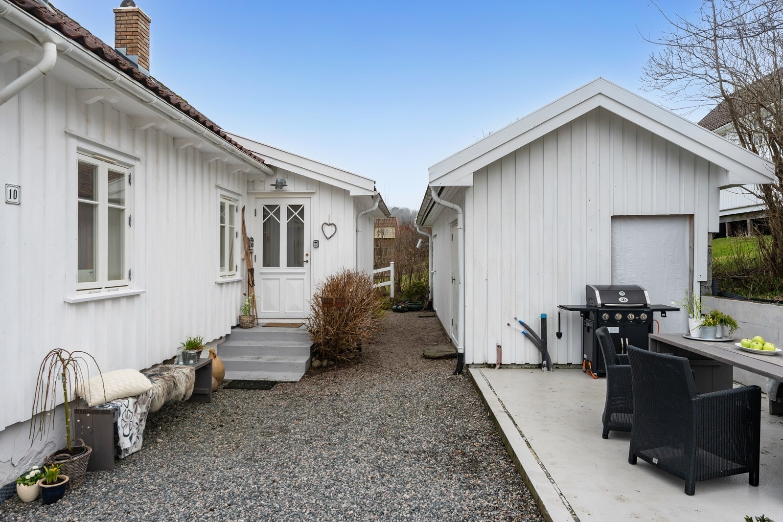 Redskapsbod til høyre i bildet Galleribilde