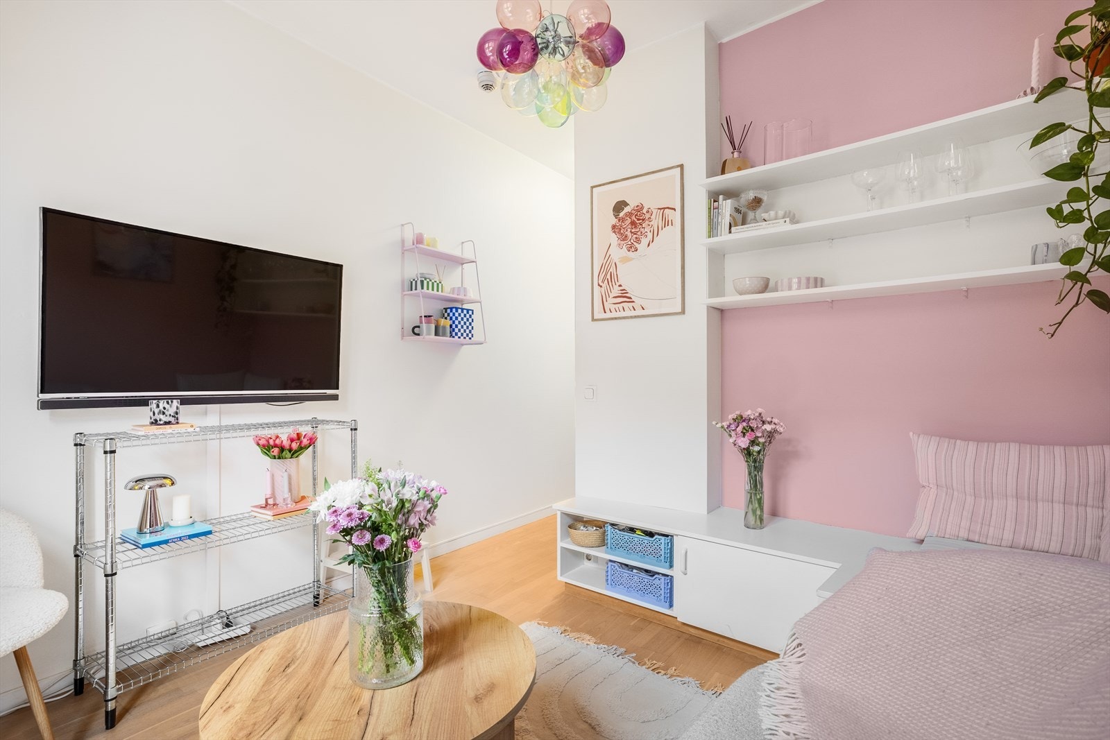 TV/internett er inkludert i felleskostnader Galleribilde