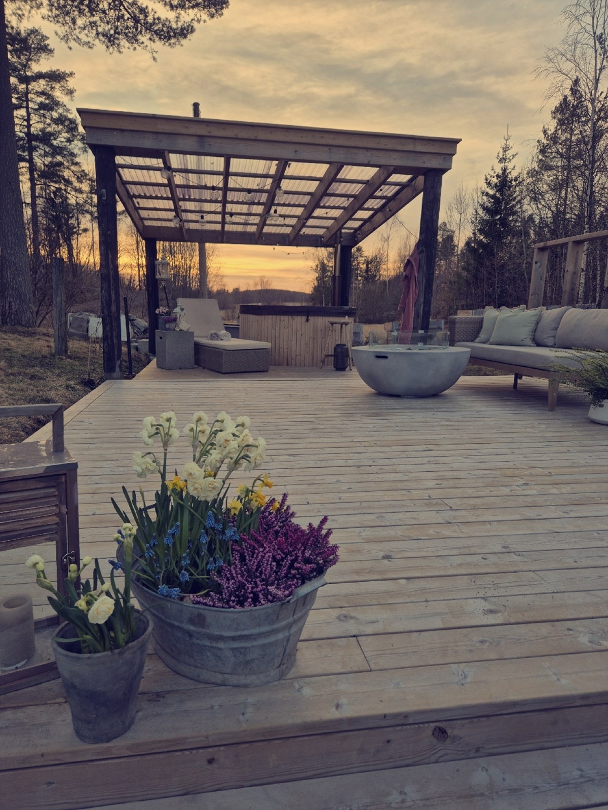 Bilde fra selger - Uteplass kveld Galleribilde