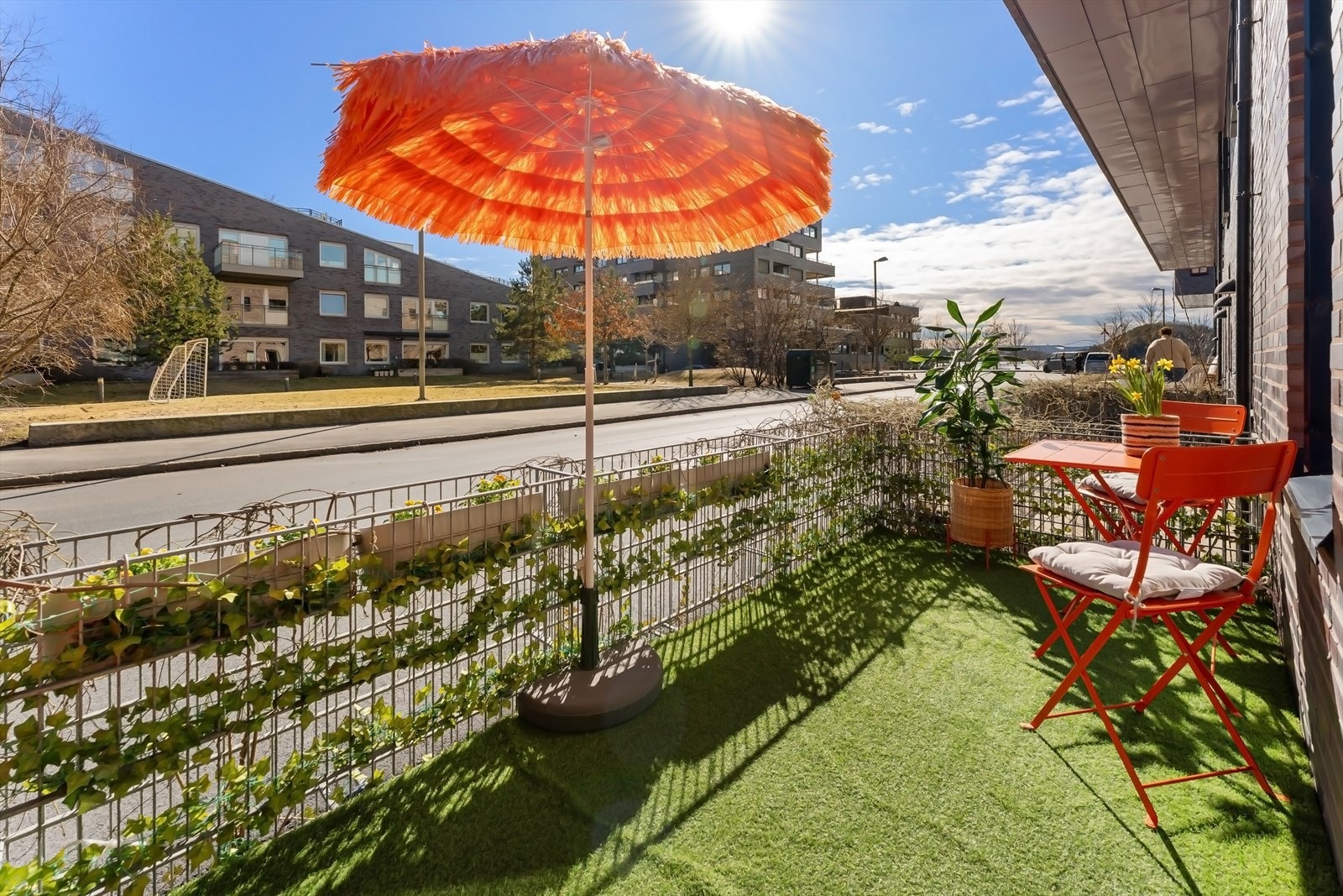 Carl Christian Stierna har gleden av å presentere Sørengkaia 145. Foto: Zovenfra. Galleribilde