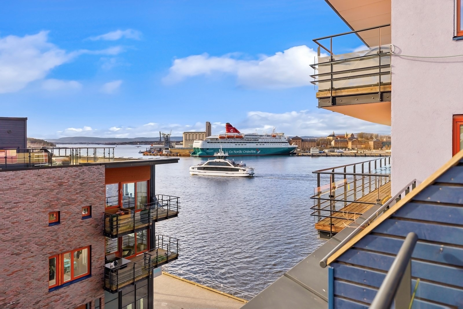 Utsikt fra takterrassen. Galleribilde