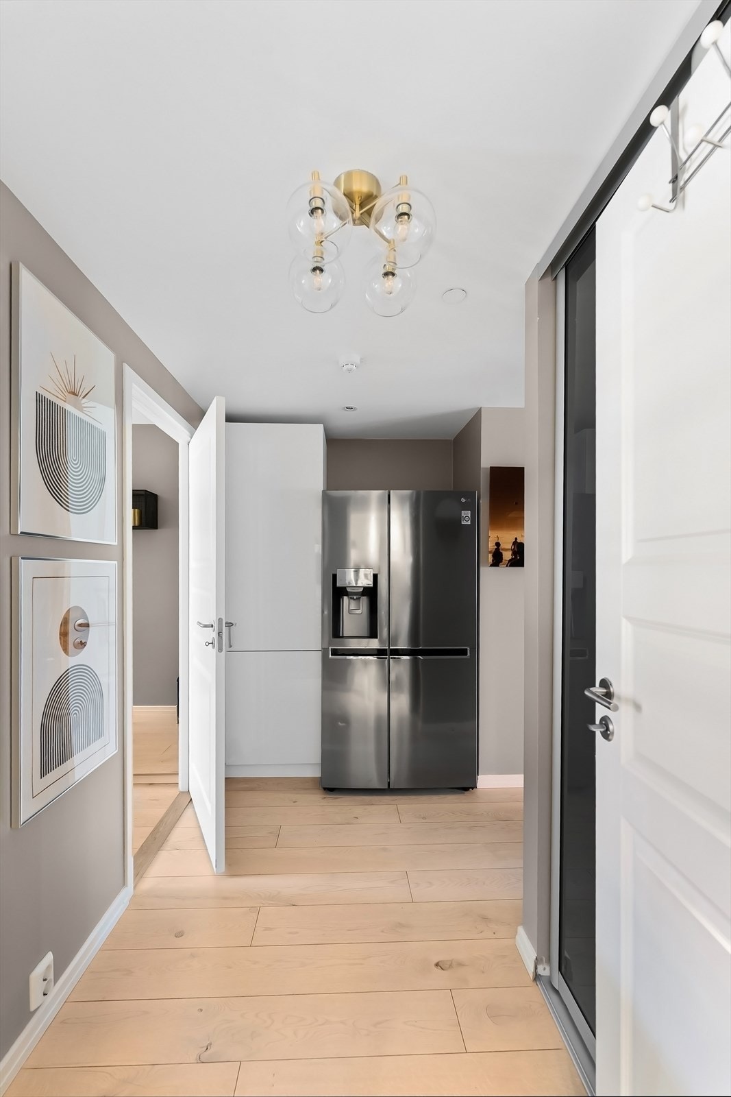 Boligen har en en optimal og effektiv planløsning med funksjonelle rom. Galleribilde