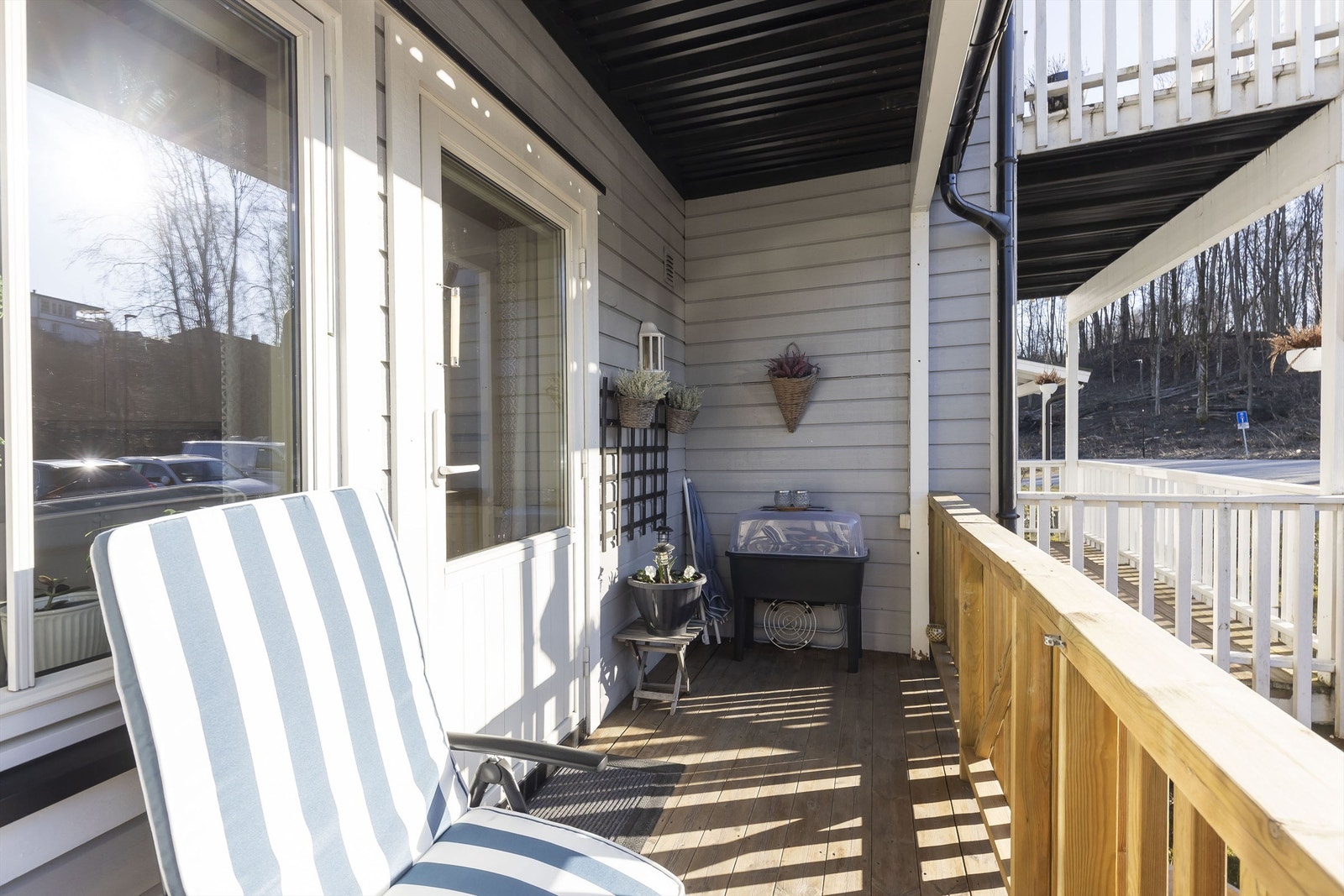 Nytt rekkverk og terrassegulv Galleribilde