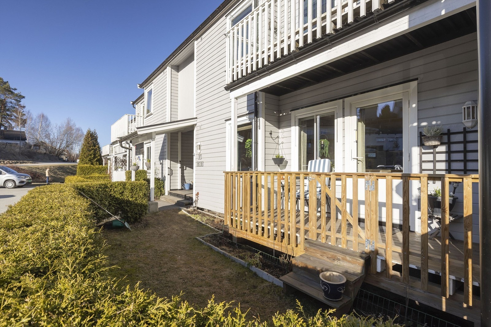 Praktisk og enkel tilgang til liten hagedel Galleribilde