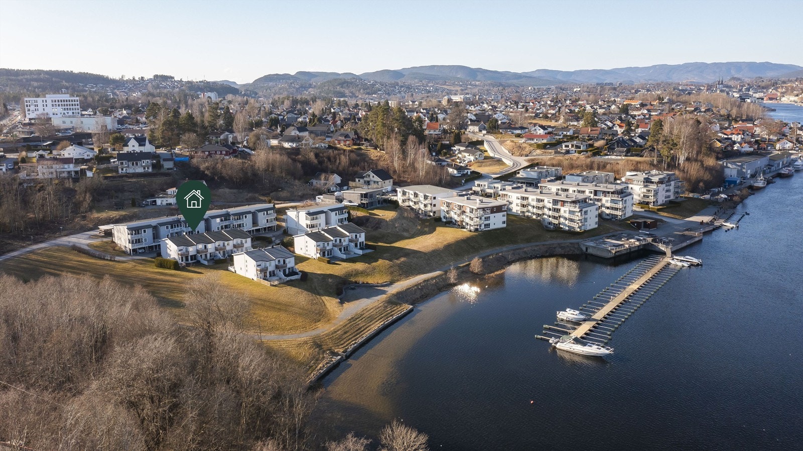 Leiligheten ligger i et veldig flott område med nærhet til fine turområder, brygger og mye mer. Foto: Danny Twang Galleribilde