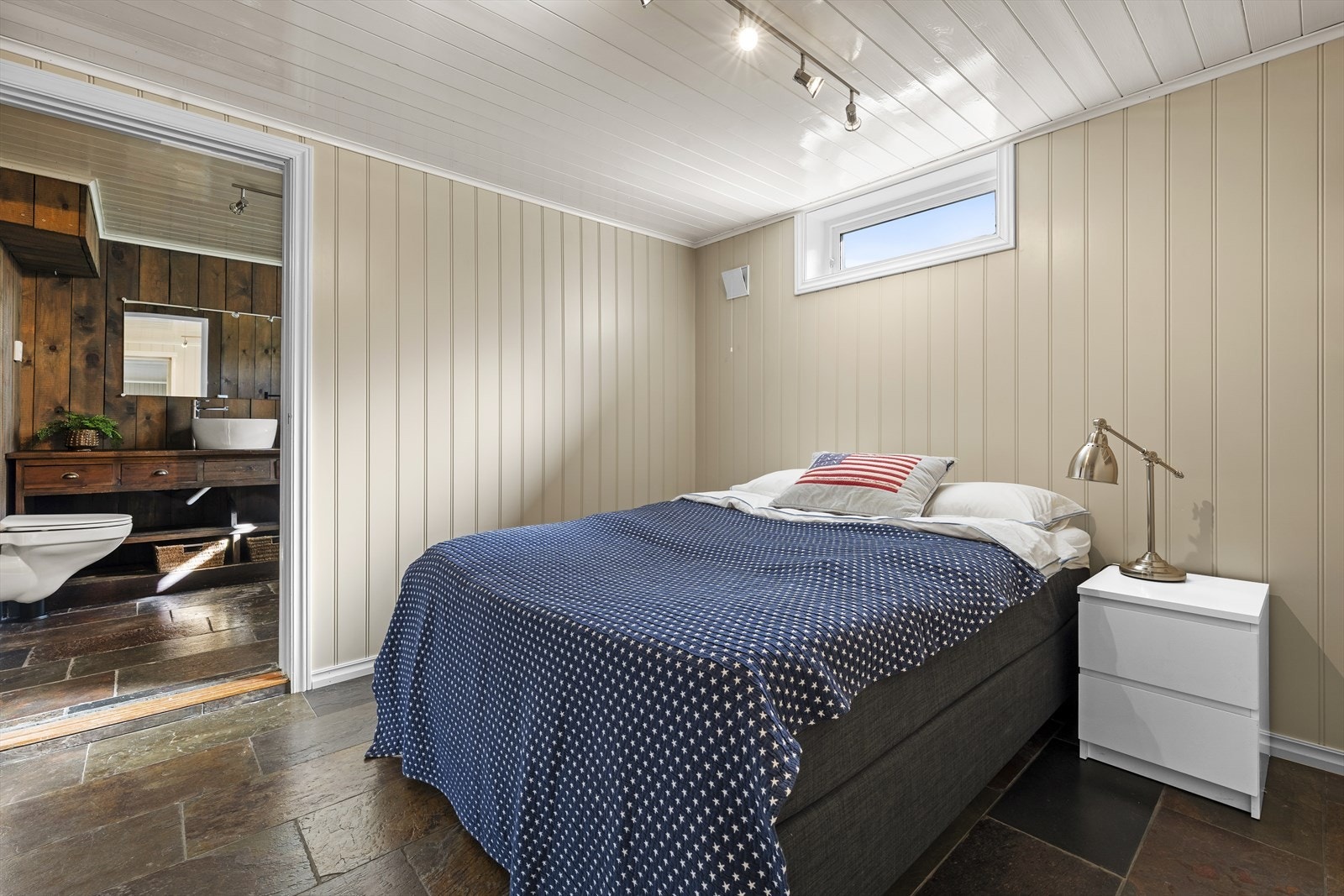 Soverom VI - underetasje (ikke godkjent) Galleribilde