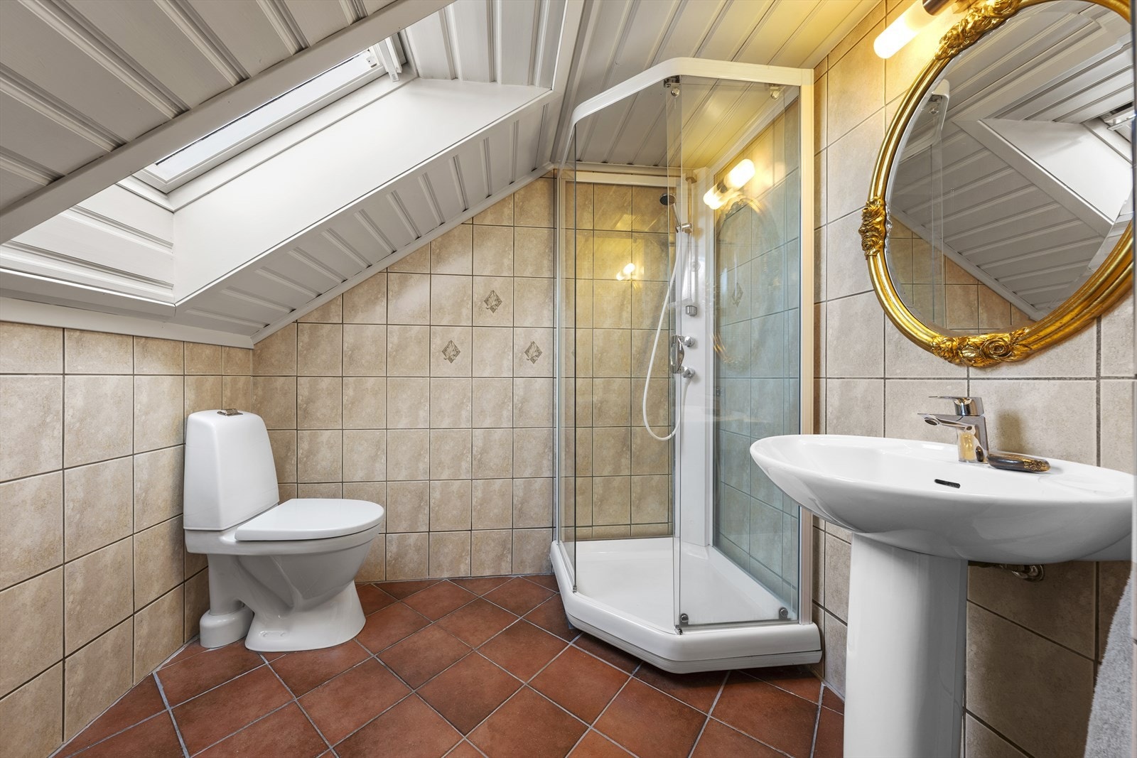 Baderom i 2. etasje Galleribilde