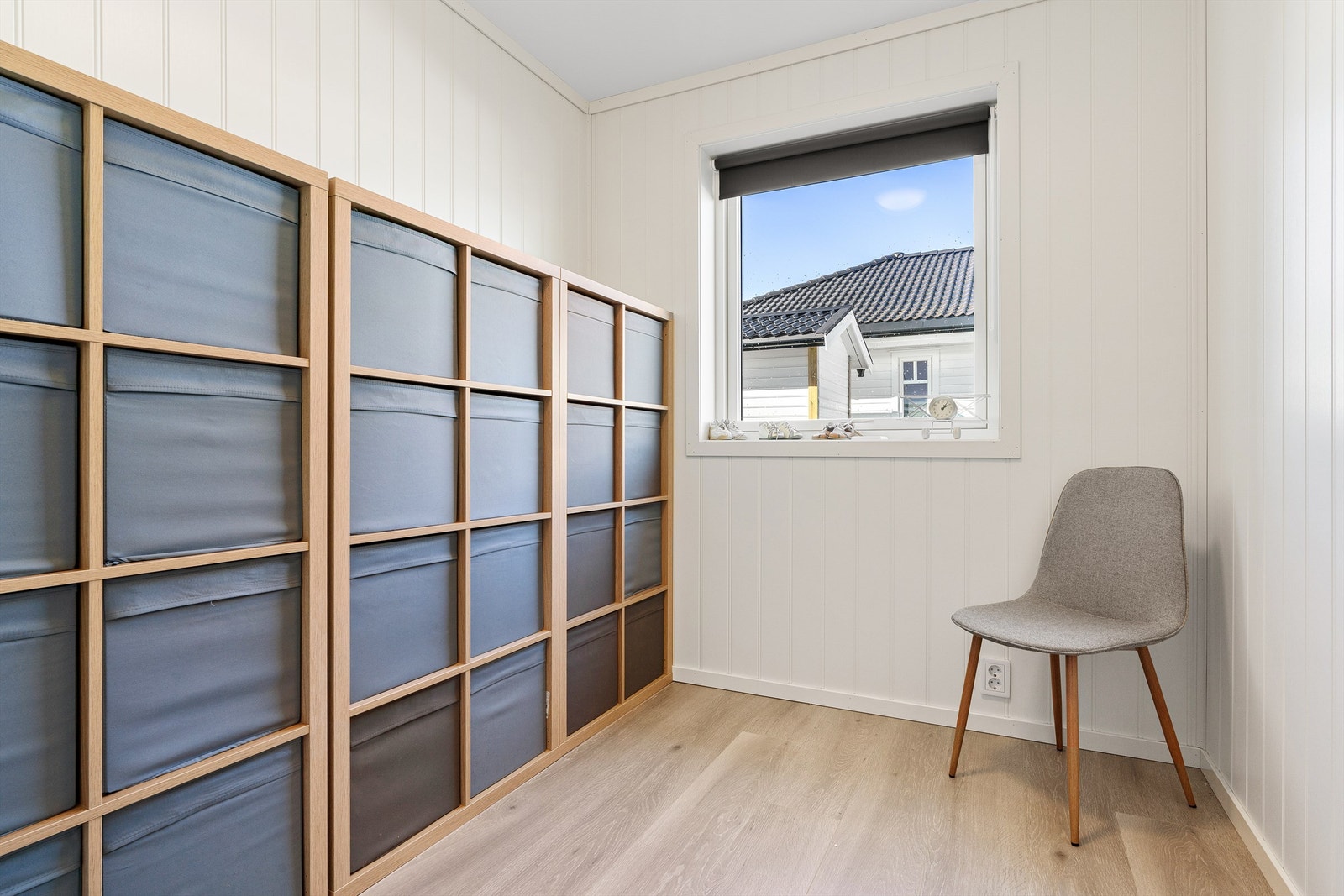 Hybelleilighet: Ett av totalt 2 stk. soverom i hybelleiligheten. Galleribilde