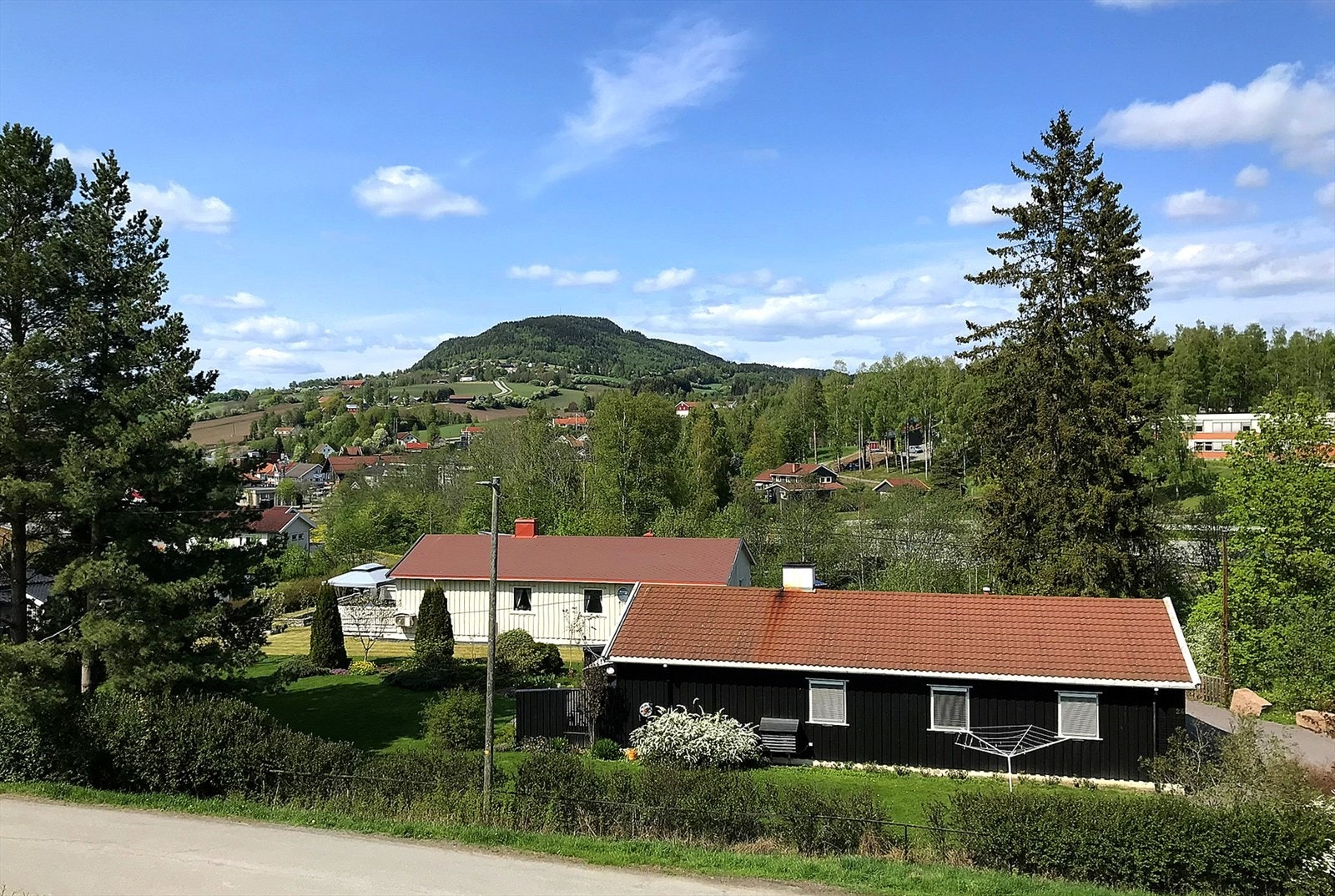 Området byr på flott turterreng, perfekt for gåturer, løping eller ski om vinteren. Galleribilde