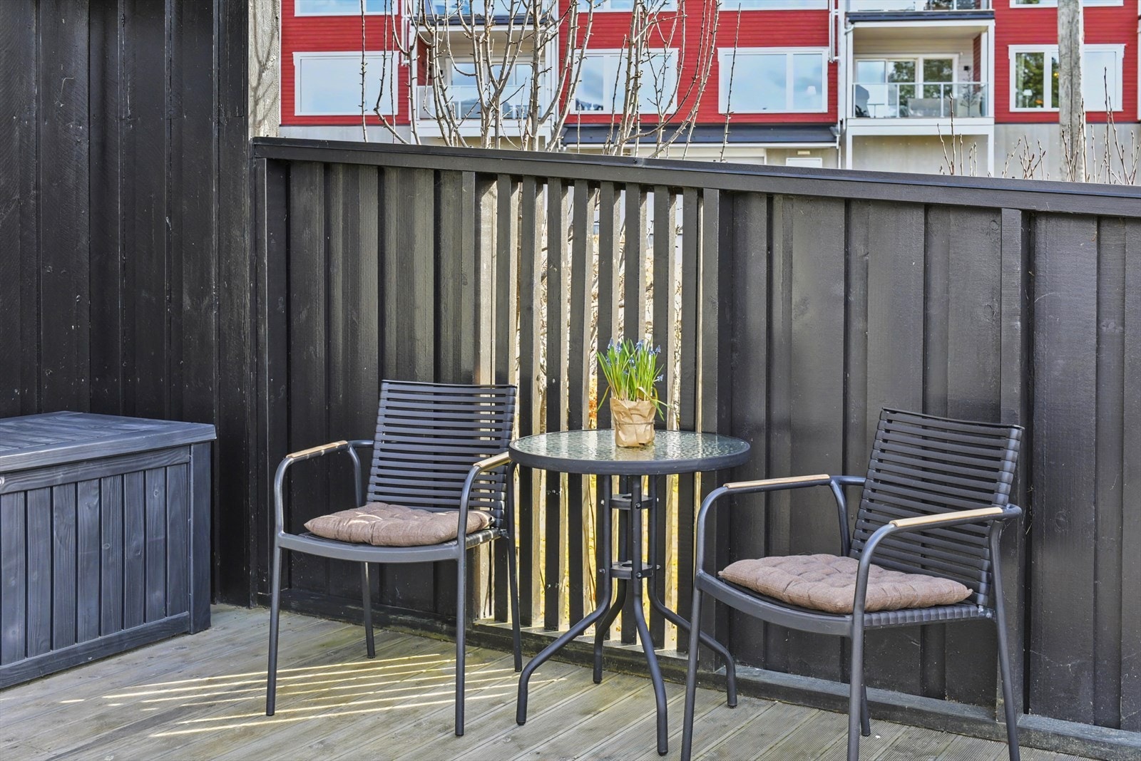 Her er det flere soner for utemøbler og avslapning. Galleribilde