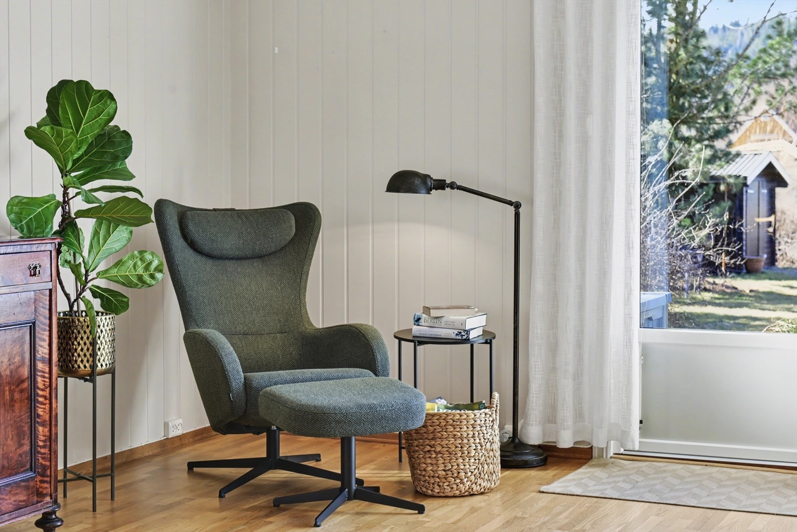 En hyggelig lesekrok ved utgangen til terrassen. Galleribilde