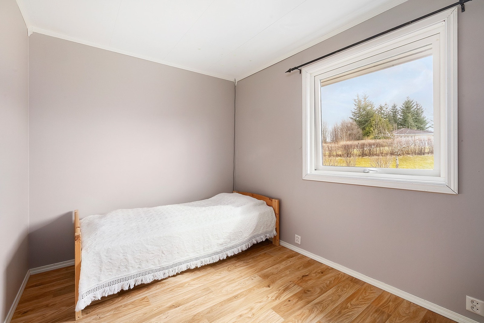 1. etasje har 4 soverom. Galleribilde