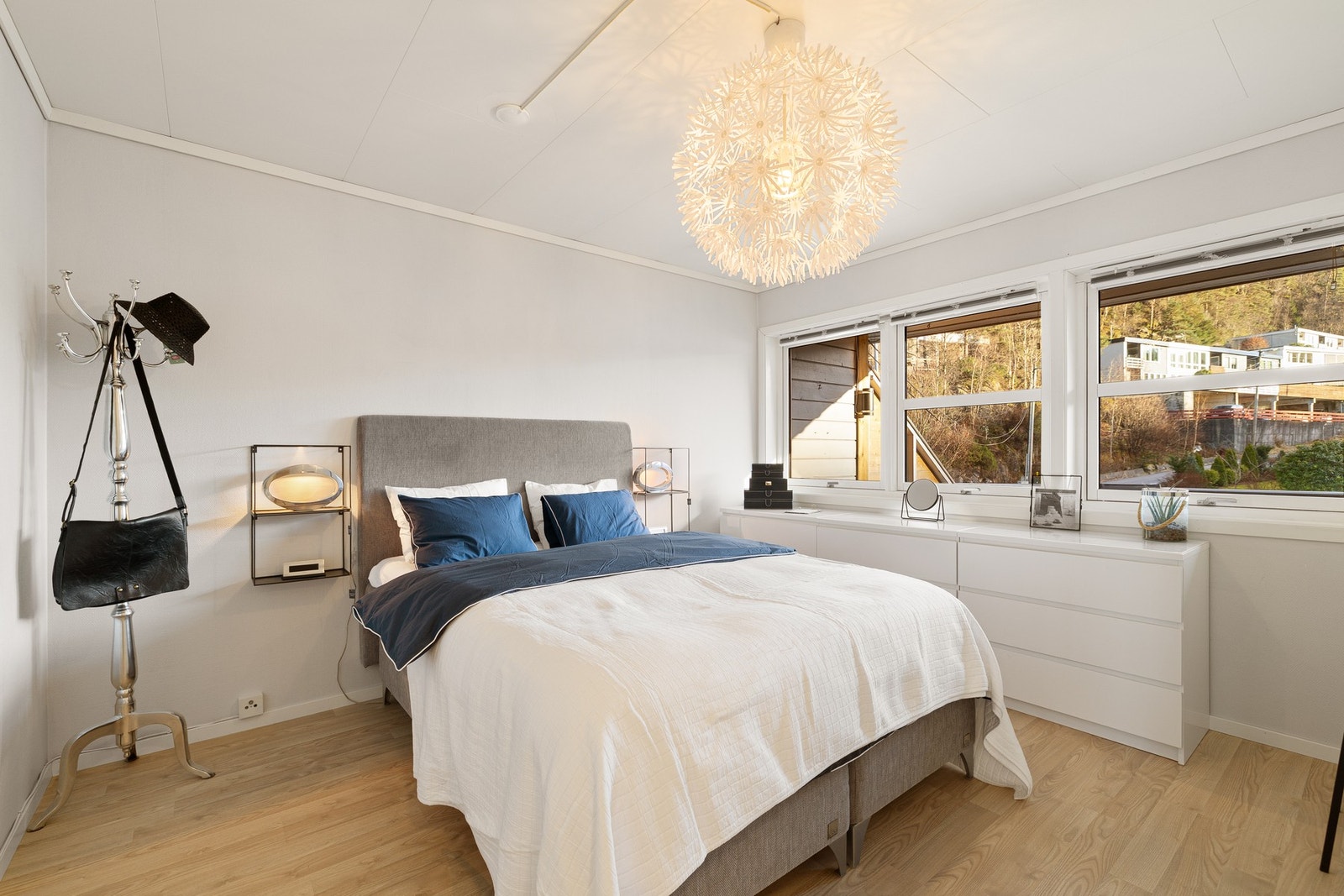 Soverom 2 brukes som "master bedroom" og måler over 11 kvm. Galleribilde