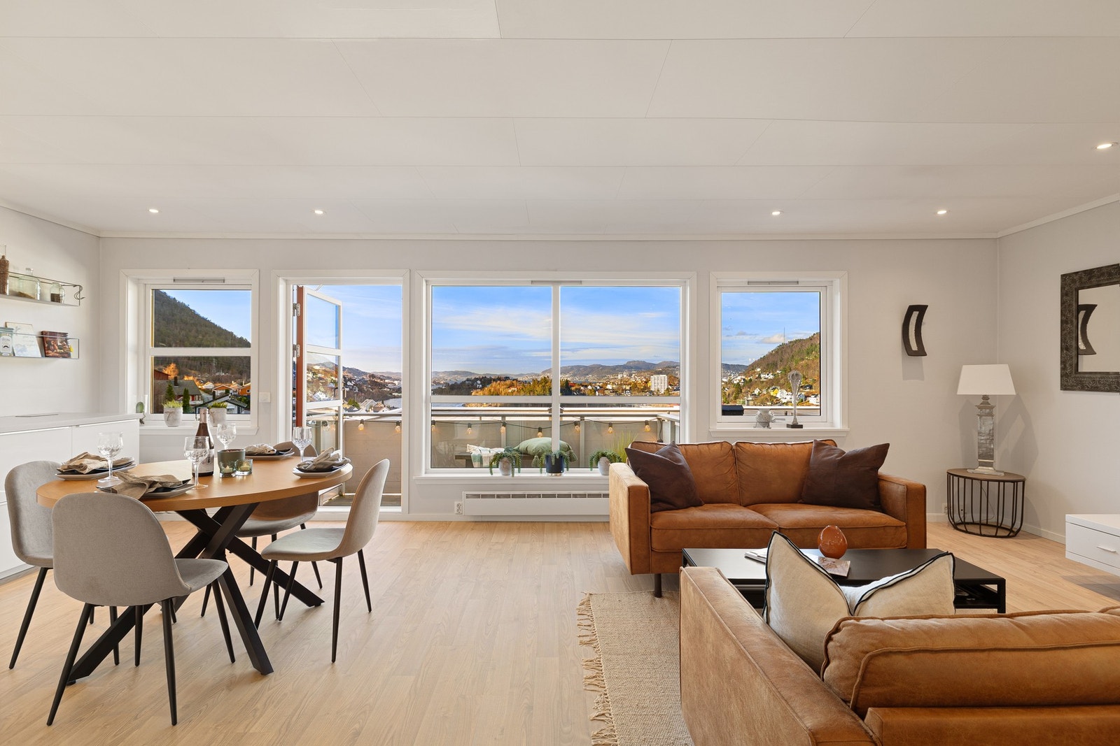 Z Megleren ved Cecilie Korneliussen har gleden av å presentere Nipedalen 37A! Galleribilde