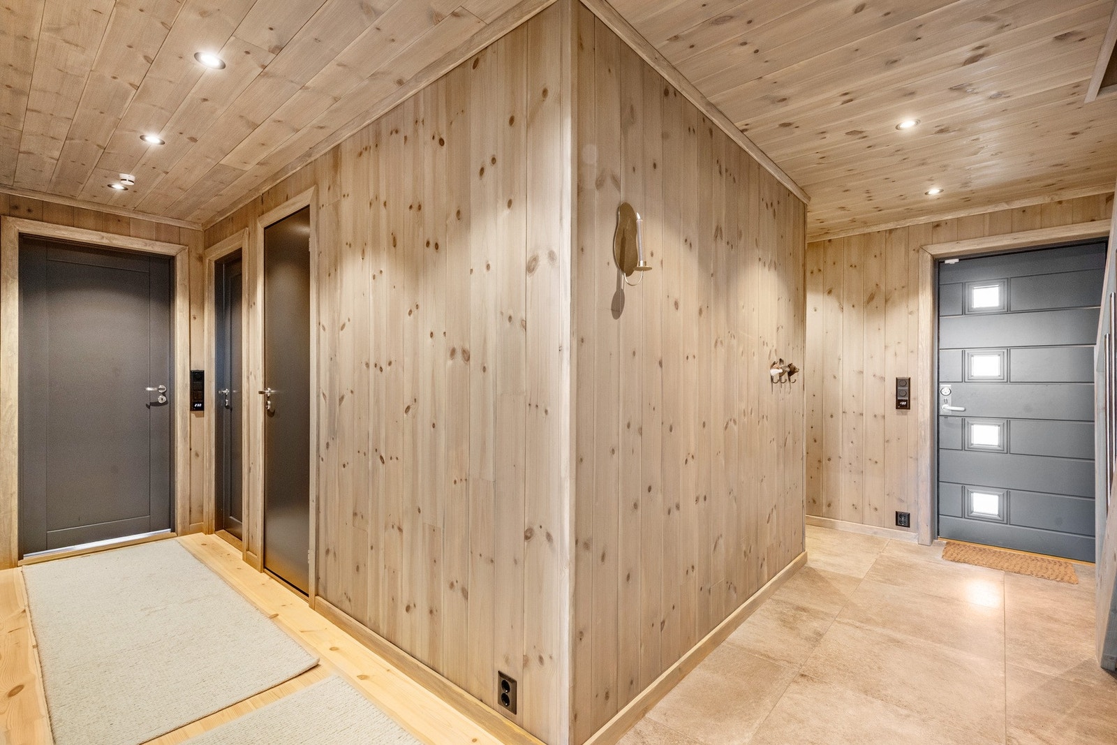 Hall og soveromsgang Galleribilde
