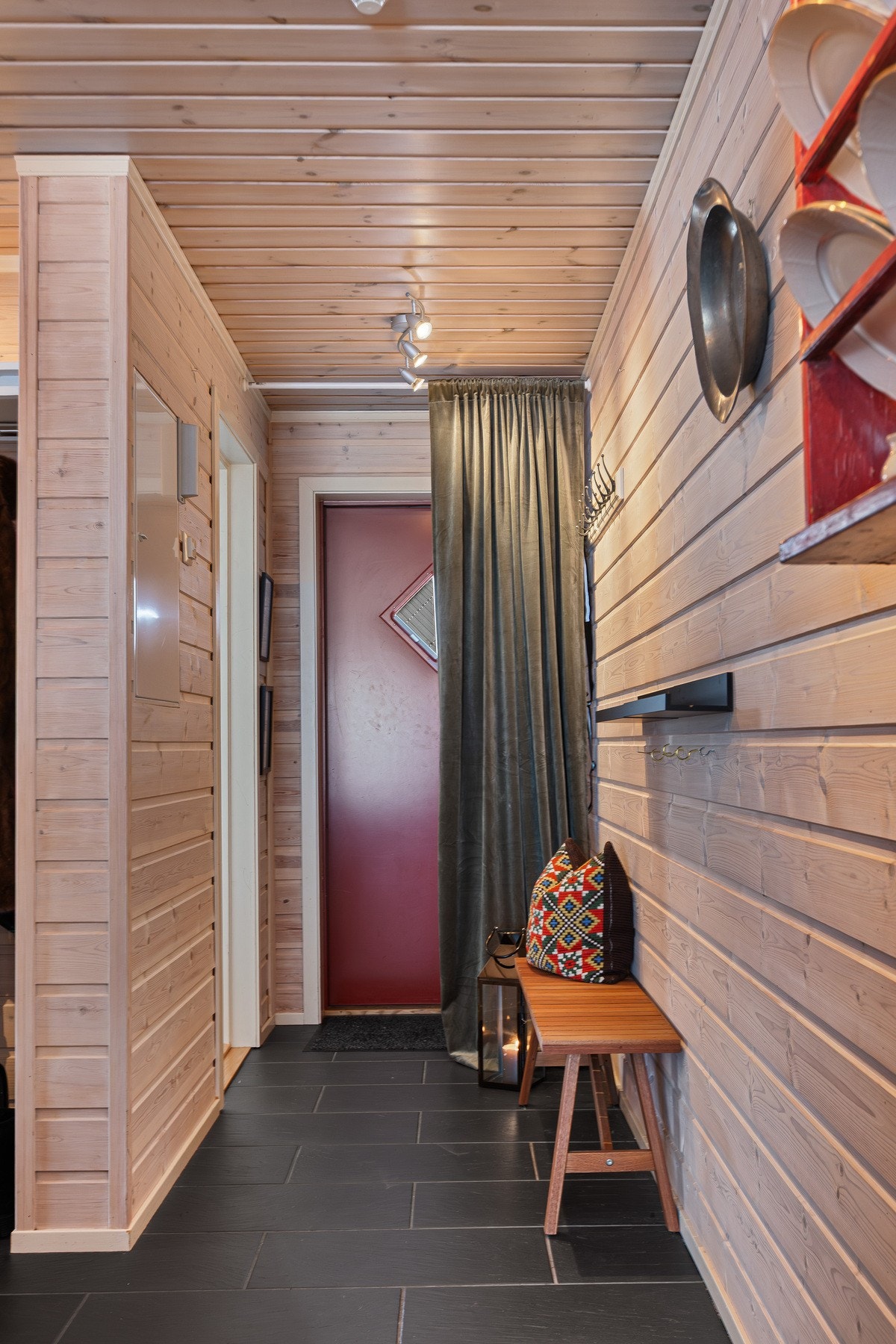 Velkommen inn!
Foto pholio (Ingvild Joplassen) Galleribilde