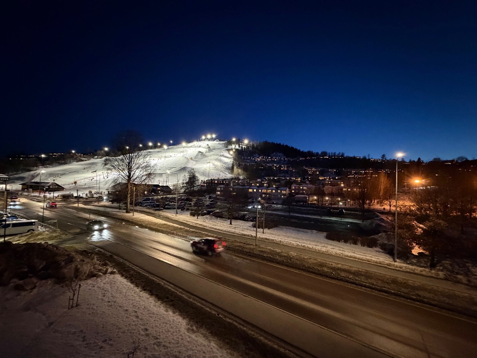 Utsikt fra balkongen kveldstid Galleribilde