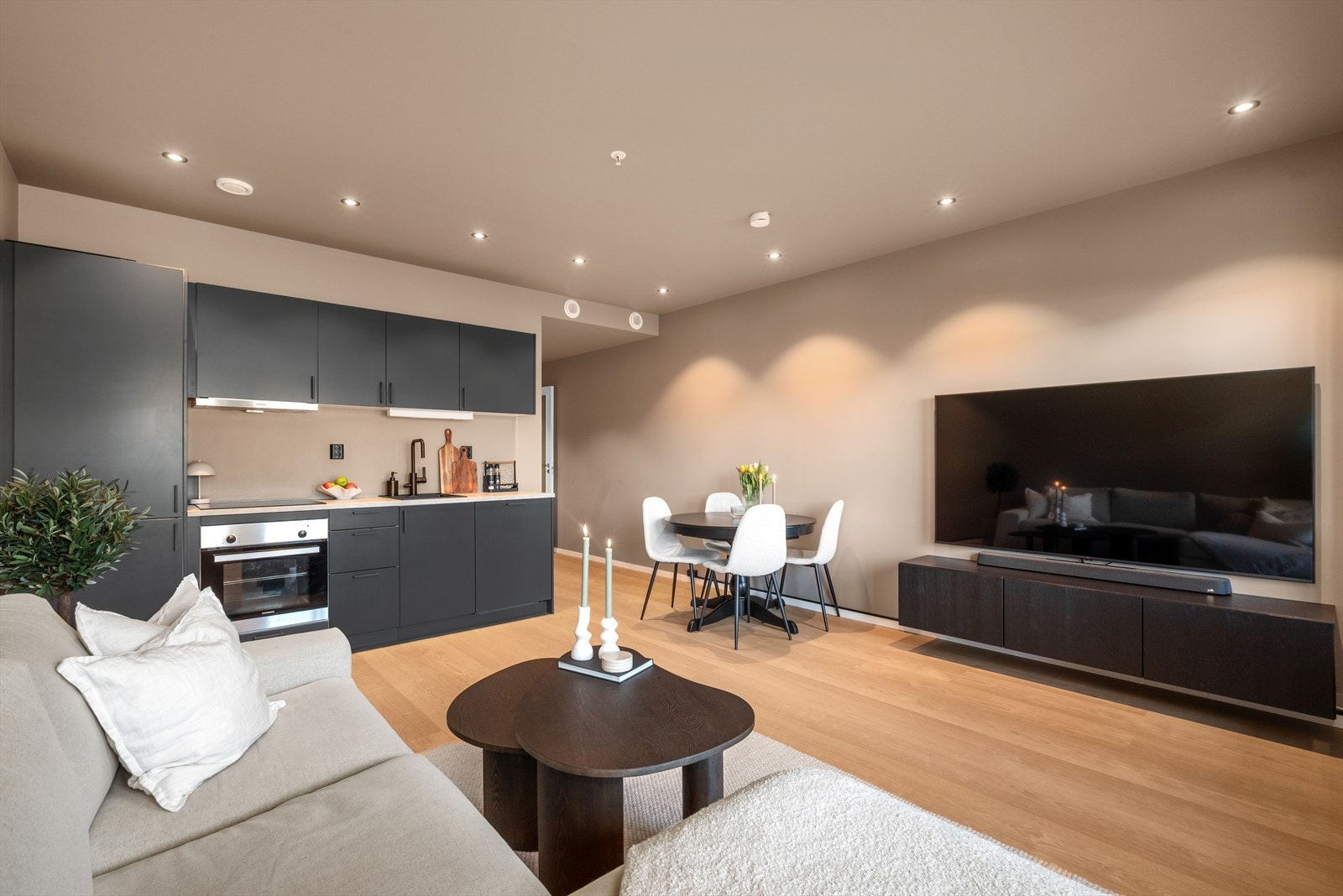 Velkommen til Mussugata 52 - En moderne 2-roms selveierleilighet på Ler. Foto: Interiørfoto v/ Jon Kristian Haukdal Galleribilde