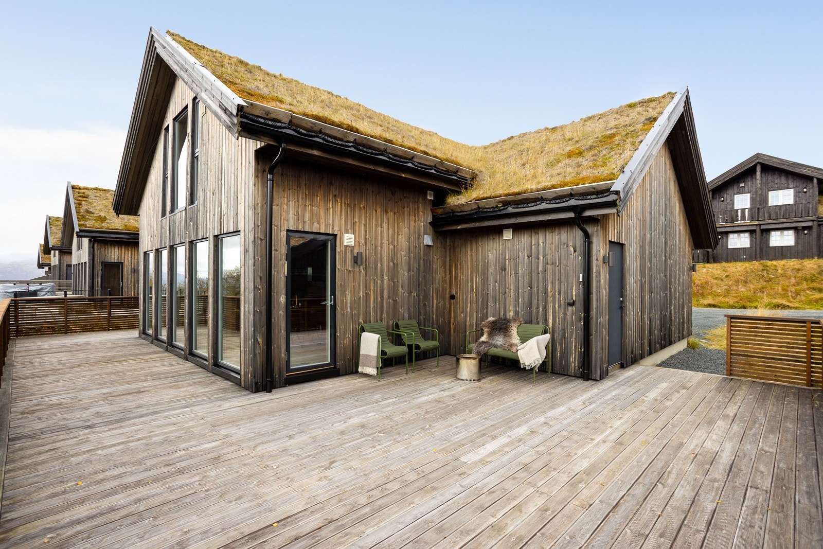 Nyere hytte med moderne løsninger og vedlikeholdsfrie materialer. Rett ved alpinbakke og langrennsløyper Galleribilde