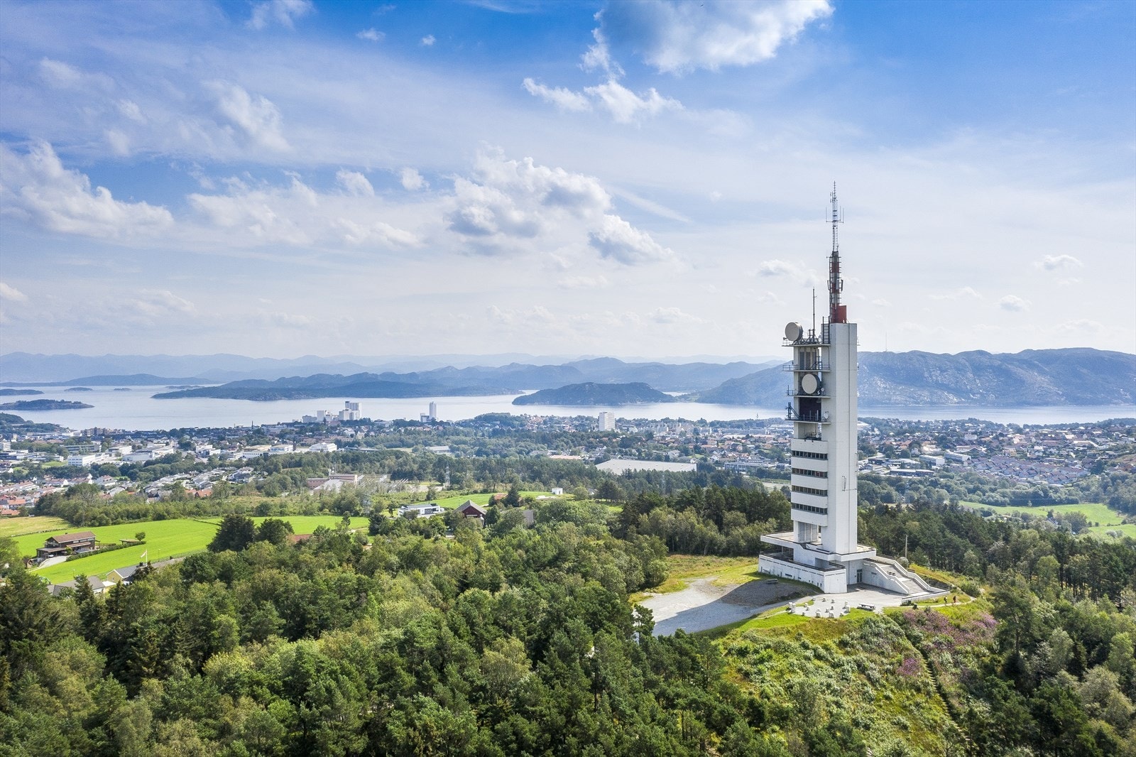 Sørmarka ligger også kun en liten spasertur unna. Galleribilde