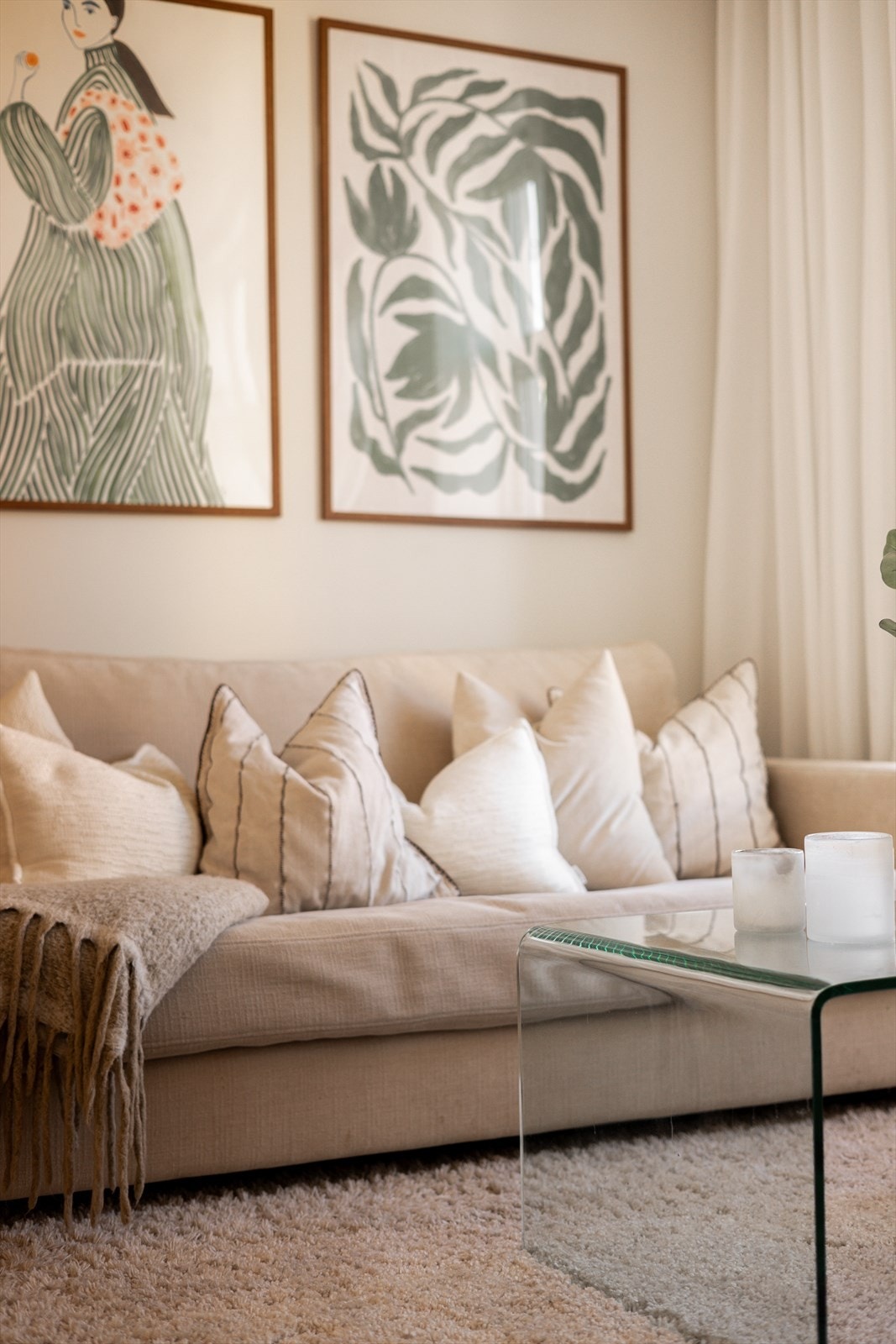 Takhøyde i kjøkken/stue på ca. 2,56 m. Galleribilde