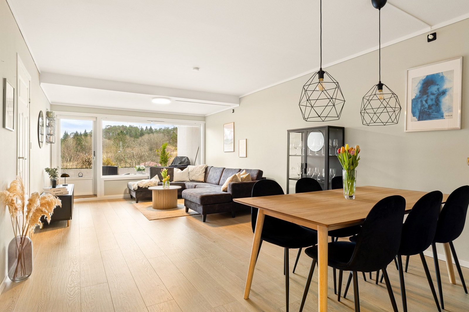 Velkommen til Barliveien 26 - Tjernet borettslag. Galleribilde