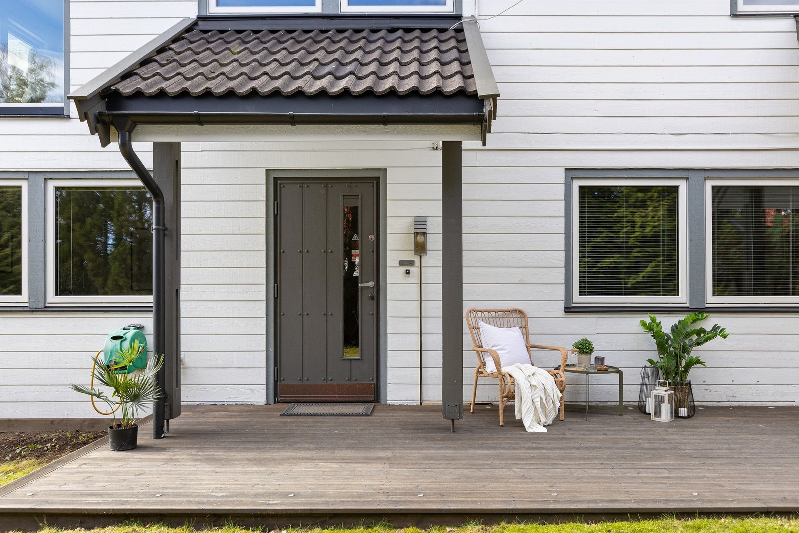 Inngangsparti. Galleribilde