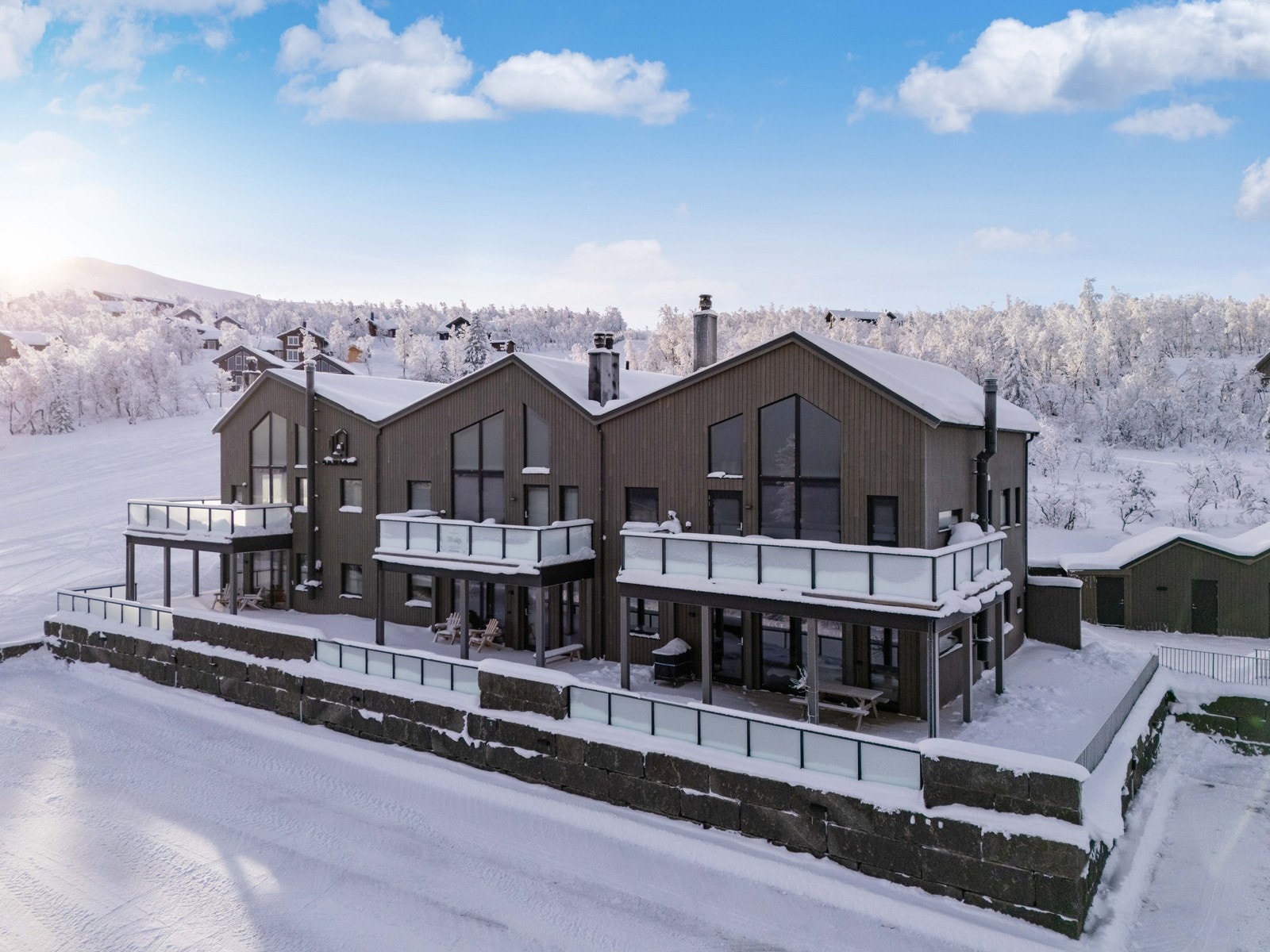 Eiendomsmegler MNEF/Partner/Økonom - Ådne Holestøl Hognerud ønsker velkommen til Uvdal Lodge! Galleribilde