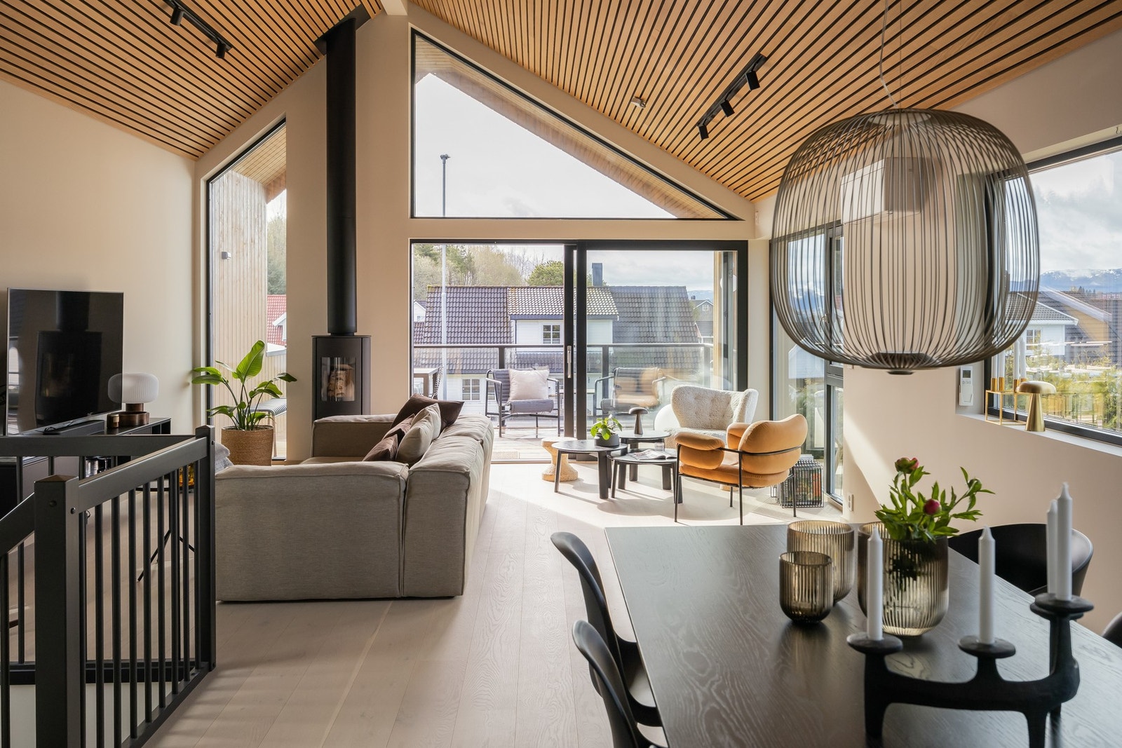 Svært påkostet standard og man har nybygg-garanti frem til februar 2028. Galleribilde