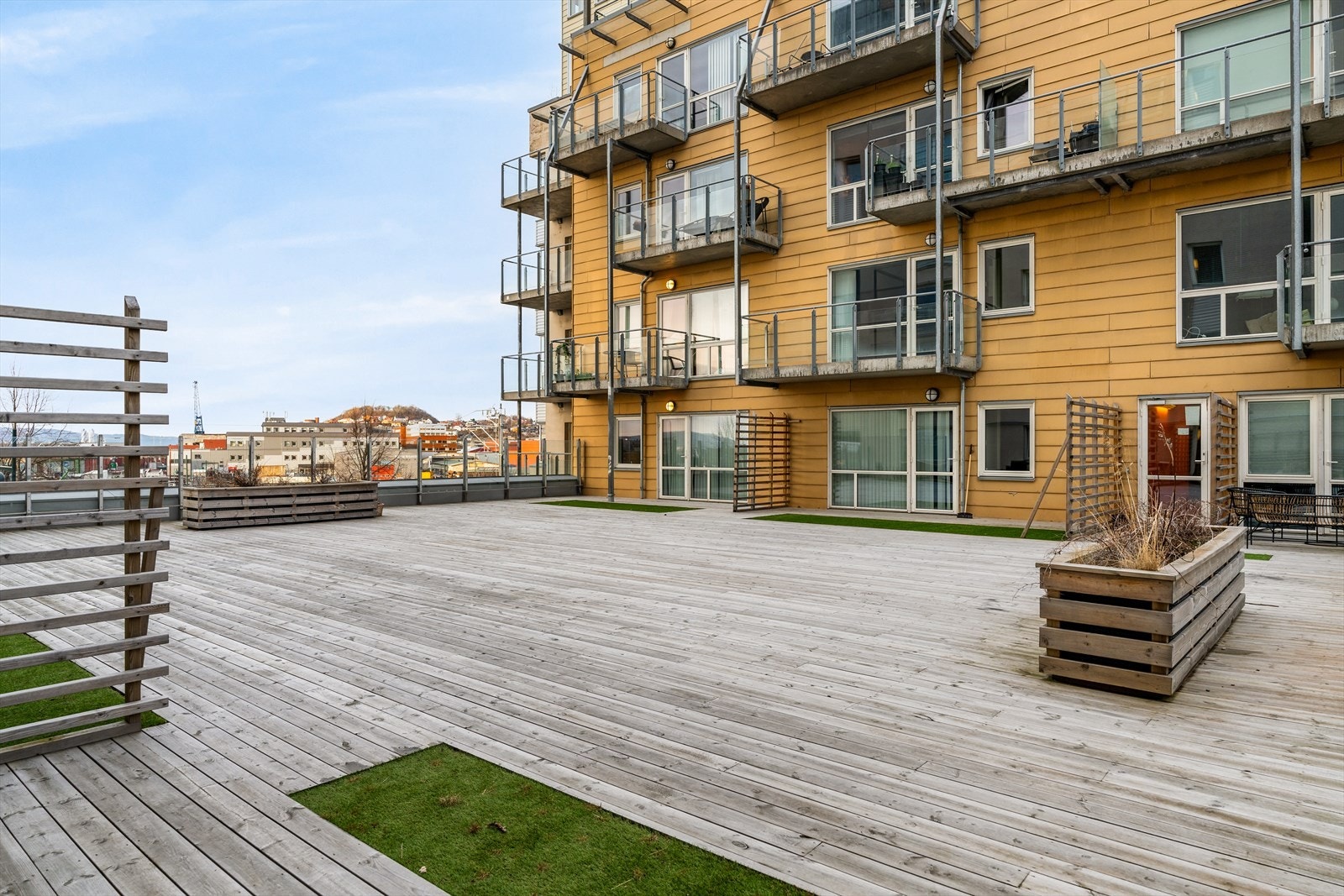 Sameiet har en felles takterrasse med flotte lys- og solforhold. Galleribilde
