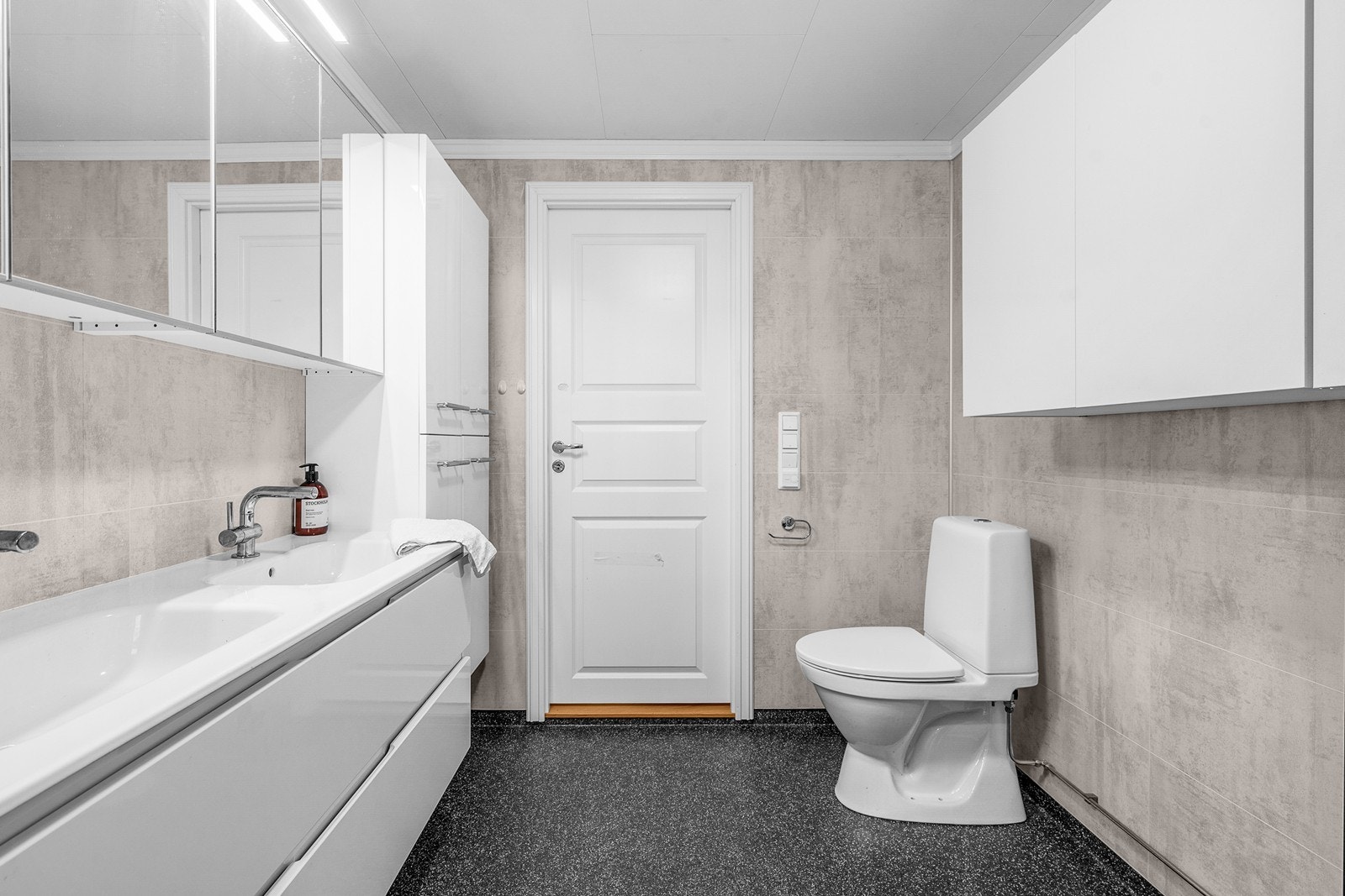 Bad første etasje Galleribilde