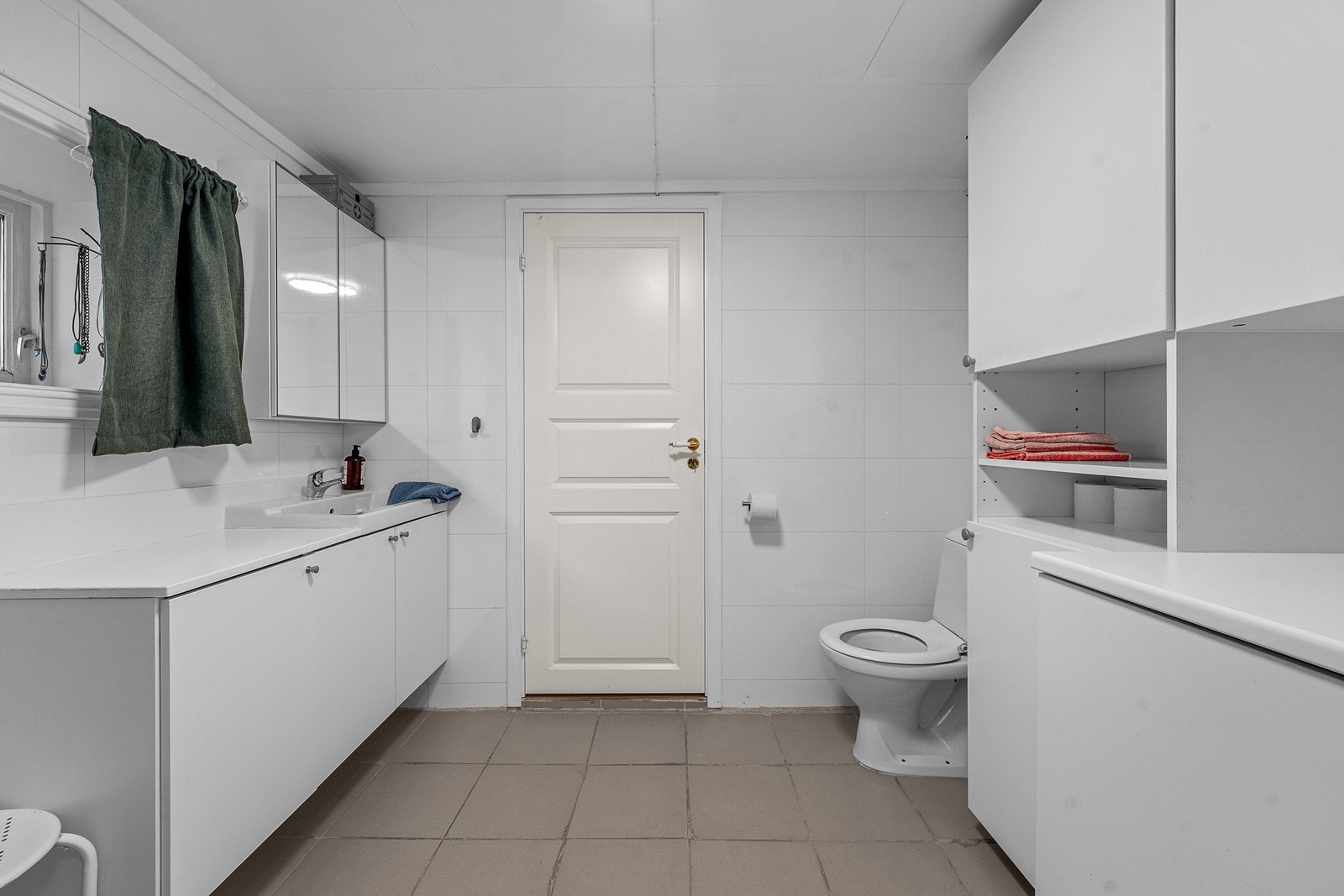 Bad andre etasje Galleribilde