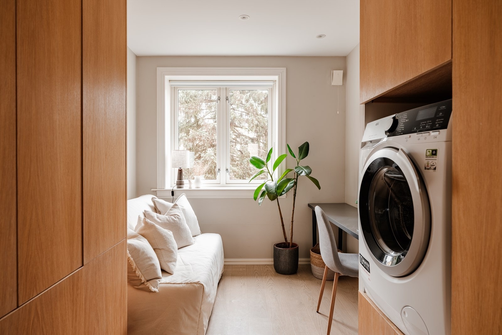 Rommet kan enkelt møbleres med seng, skrivebord og annet ønsket møblement. Galleribilde