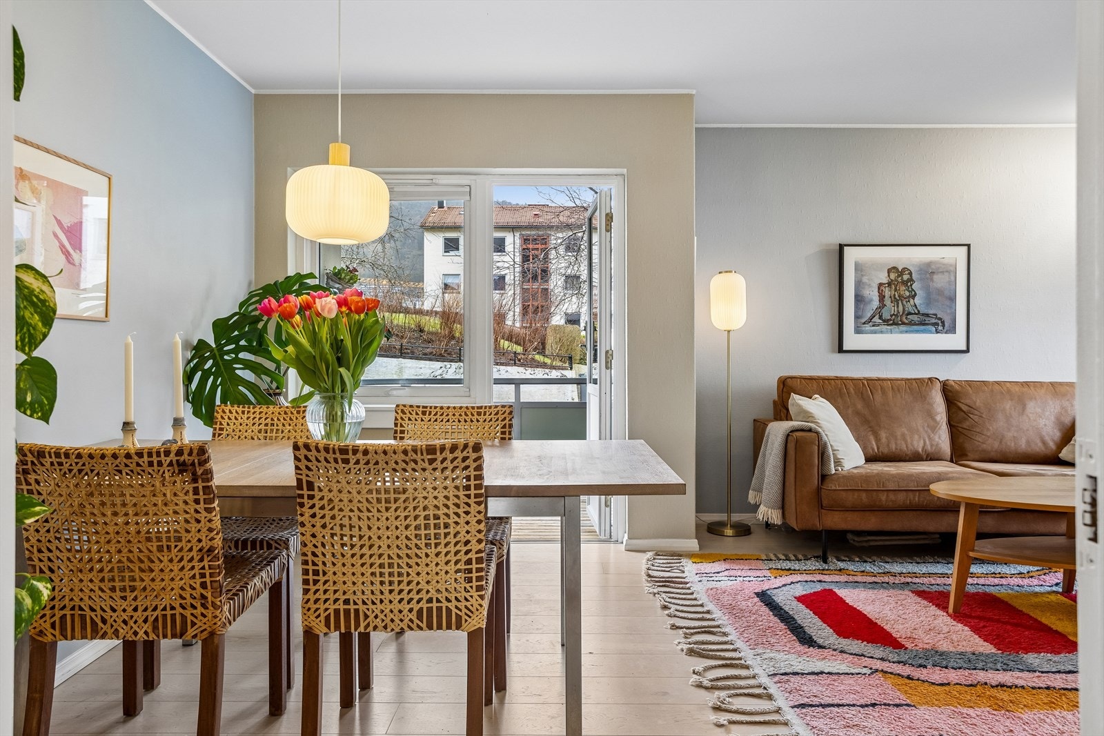 Velkommen til St. Halvards vei 33 - En svært trivelig 4-roms leilighet som dekker de fleste behov! Galleribilde