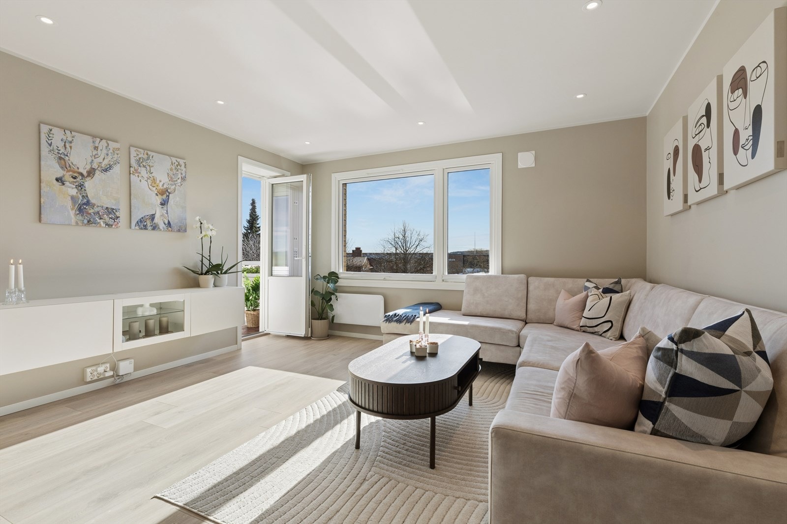 Velkommen til Kalbakkveien 7B, presentert av Buket Altunbas & Nadia Darrazi v/DNB Eiendom Galleribilde