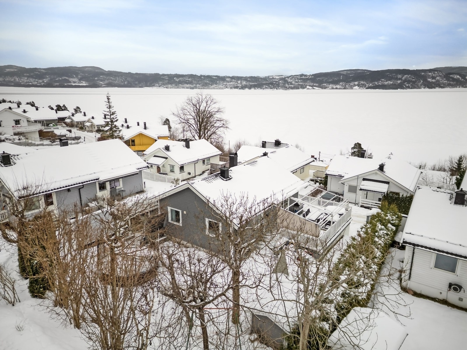 Kort vei til flott turterreng i Nordbykollen, med lysløype for bruk hele året. Galleribilde