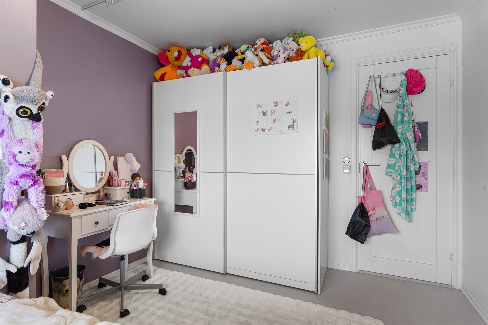 Også her er det gode muligheter for garderobeløsninger for effektiv oppbevaring. Galleribilde