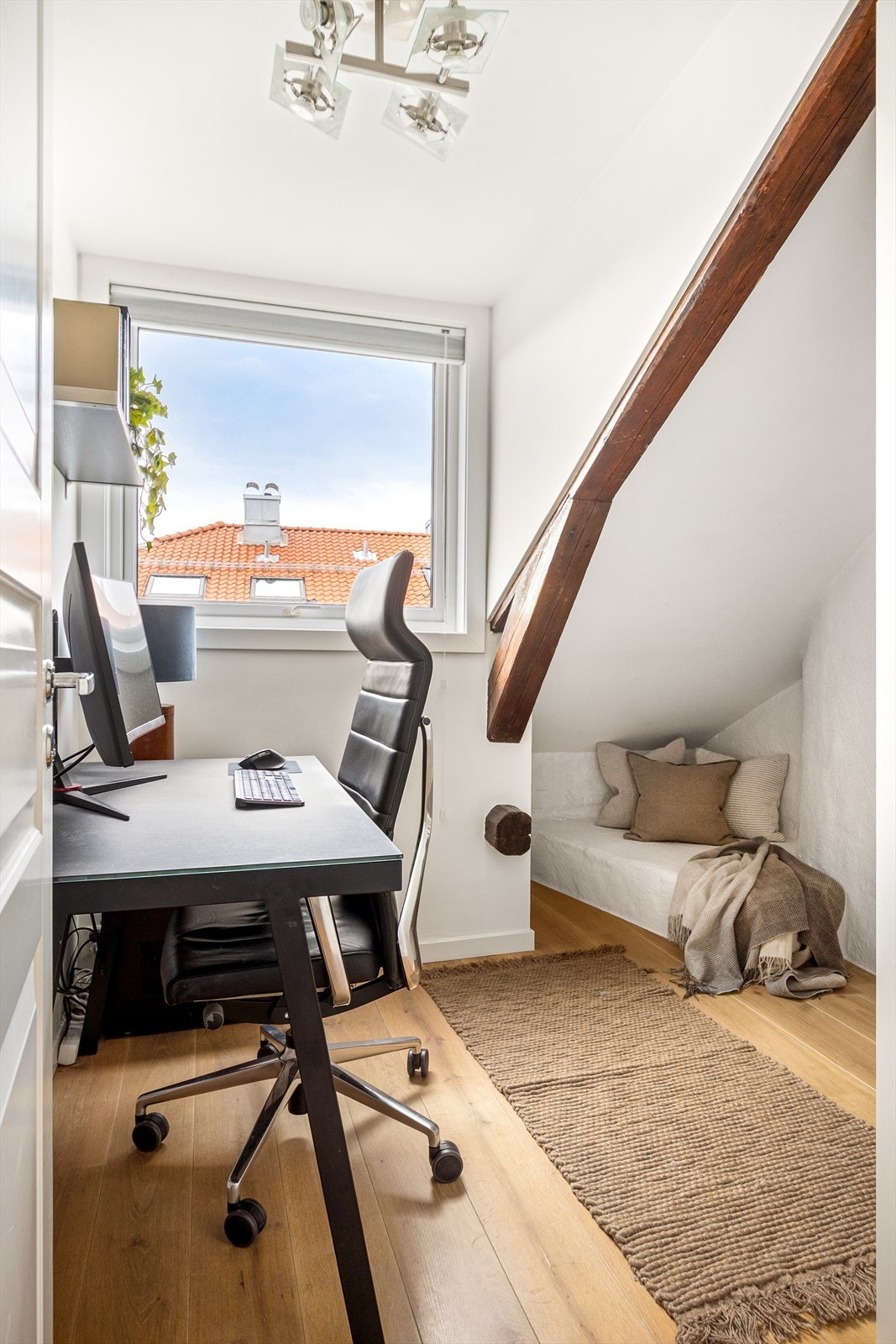 Soverom 2 og 3 passer godt som barnerom, gjesterom eller hjemmekontor. Galleribilde