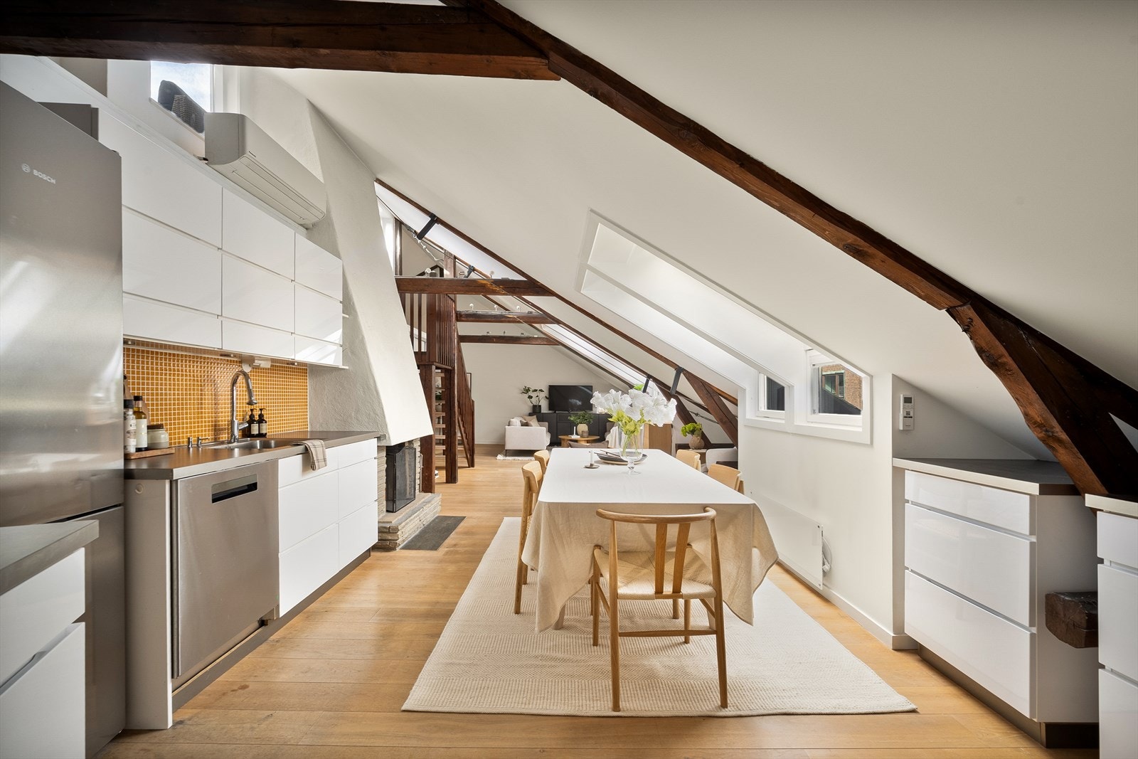 Stilsikkert og sosialt spisekjøkken fra Kvik. Galleribilde