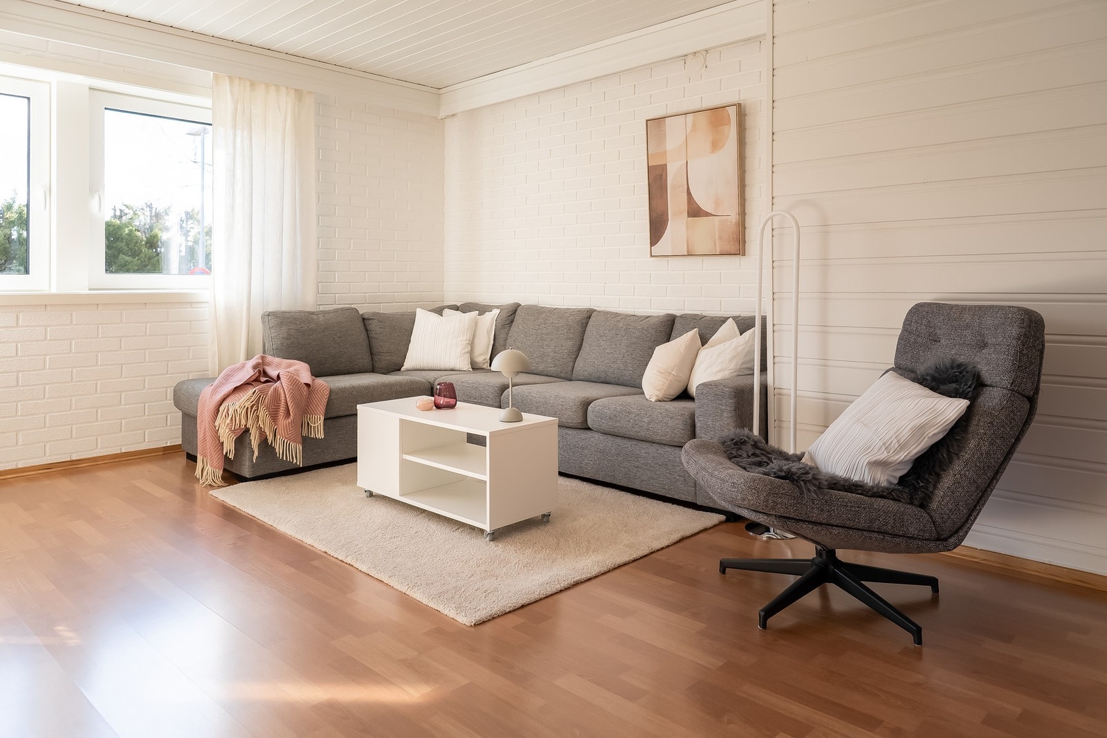 Perfekt kjellerstue med et areal på 23,5 kvm. Galleribilde