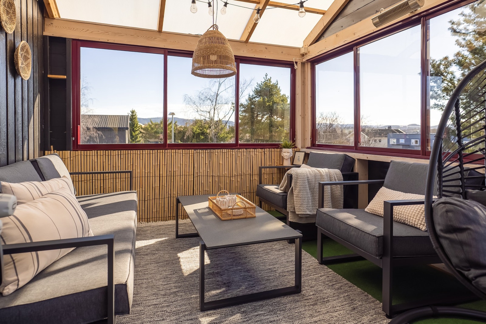 En innbydende hagestue på 10,5 kvm som forlenger utesesongen. Galleribilde