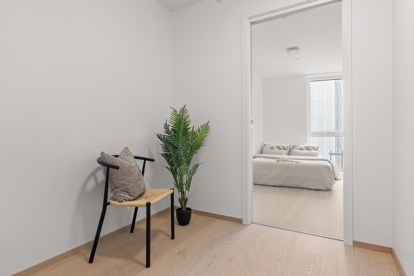 Gang mellom bad 2 og hovedsoverom. Galleribilde