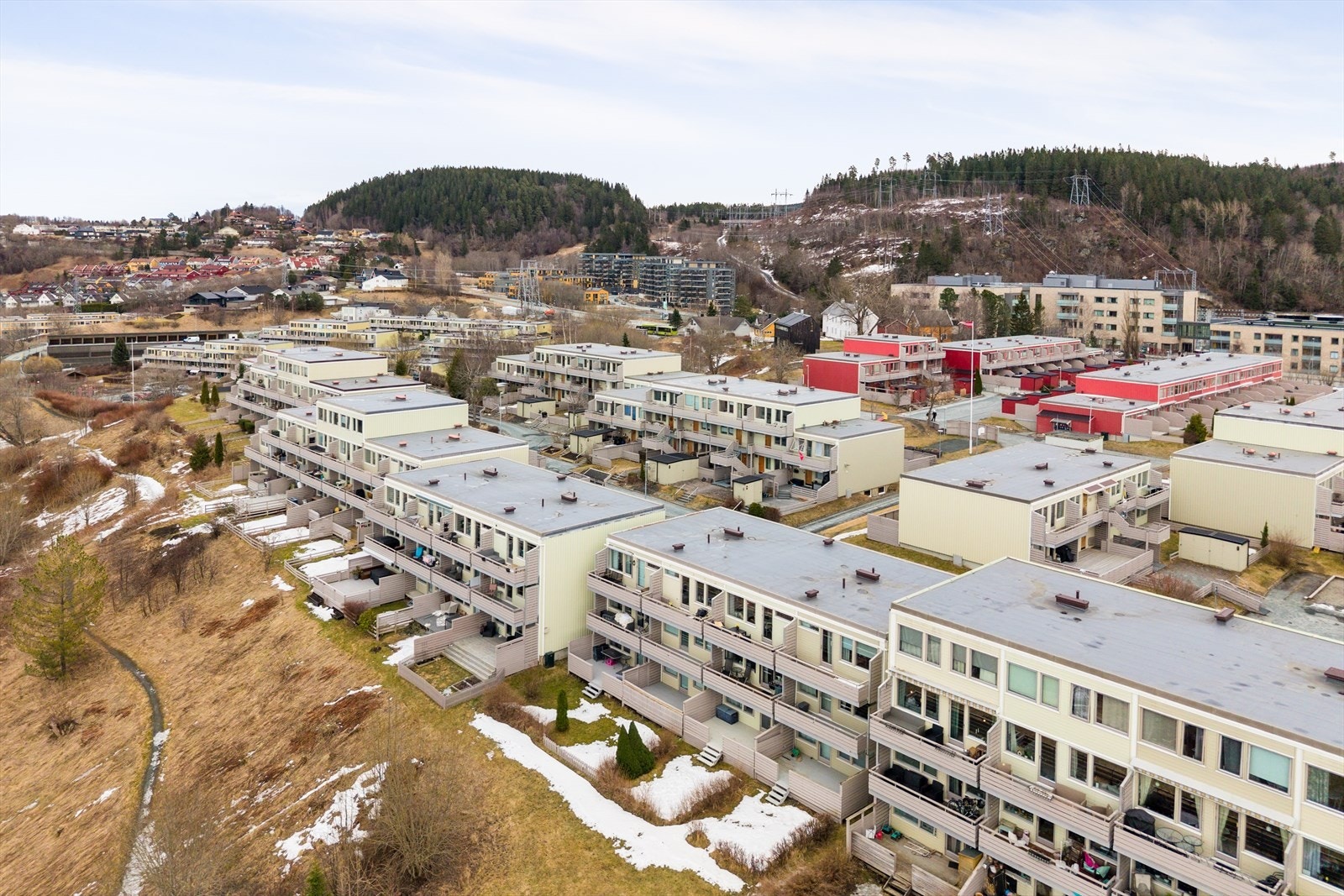 Ta kontakt med megler Oscar Otterlei på 952 41 456 eller o.otterlei@nordvikbolig.no om du ønsker privat visningsavtale eller har spørsmål om boligen. Galleribilde