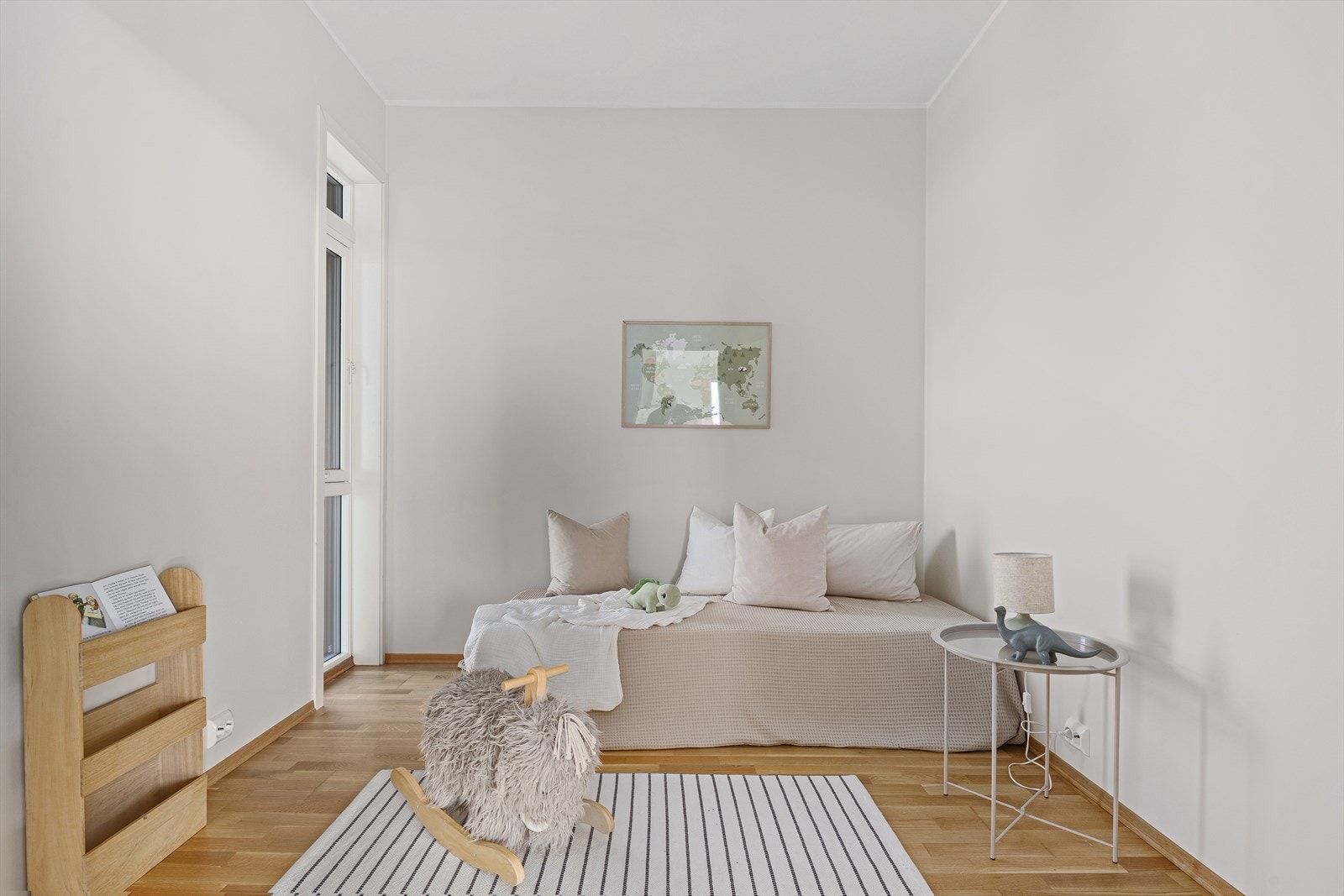 Soverom 2 har også en god størrelse, slik at man får flere møbleringsmuligheter Galleribilde