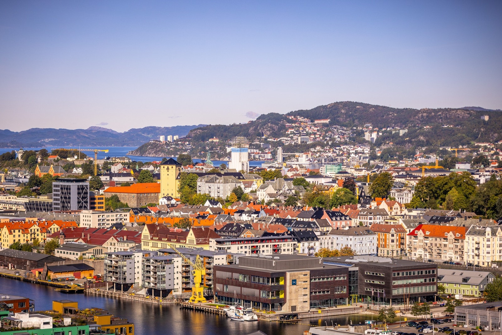 Møhlenpris er en godt likt bydel, med stort sett bare beboelse Galleribilde