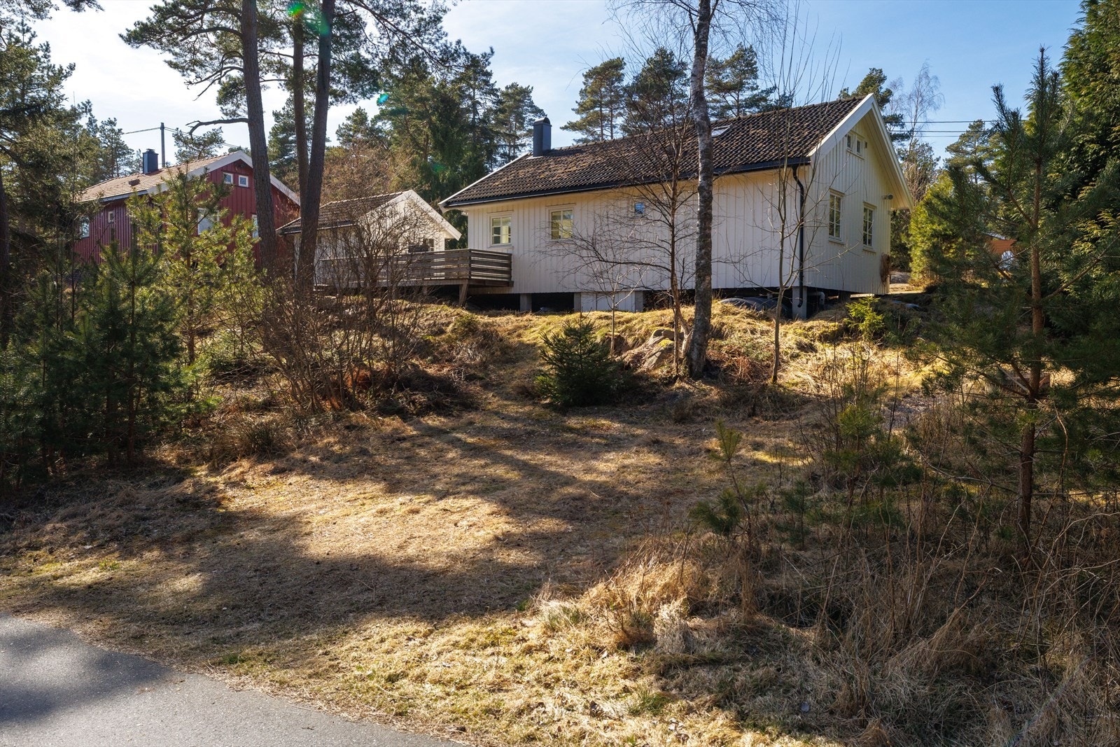 Her leier dagens eiere ekstra parkeringsplass for kr. 600,- årlig. Galleribilde